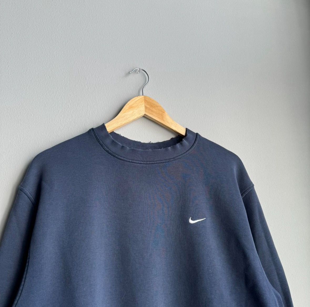 Nike × Vintage Vintage Nike Navy Blue Crewneck Size US M / EU 48-50 / 2 - 1 Thumbnail