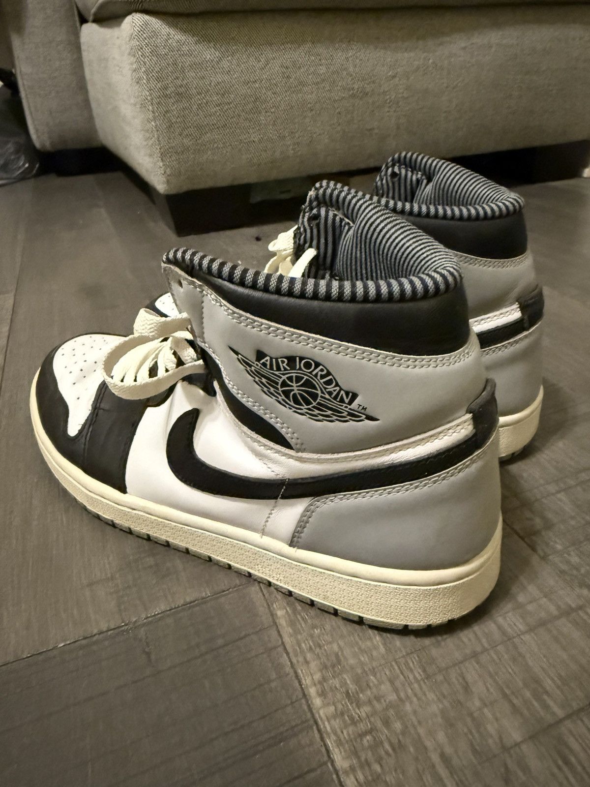 Jordan Brand × Nike Jordan 1 High Baron Size US 10 / EU 43 - 3 Thumbnail