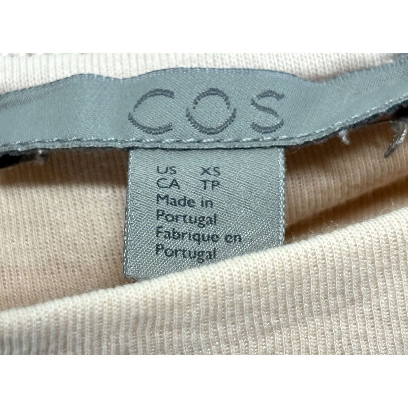 Cos COS mock Neck Sweatshirt Women’s XS Blush Pink Modern Minimalist Staple Capsule Pullover Long Sleeve Cotton Blend Boxy Regular Shirt Size XS / US 0-2 / IT 36-38 - 6 Thumbnail