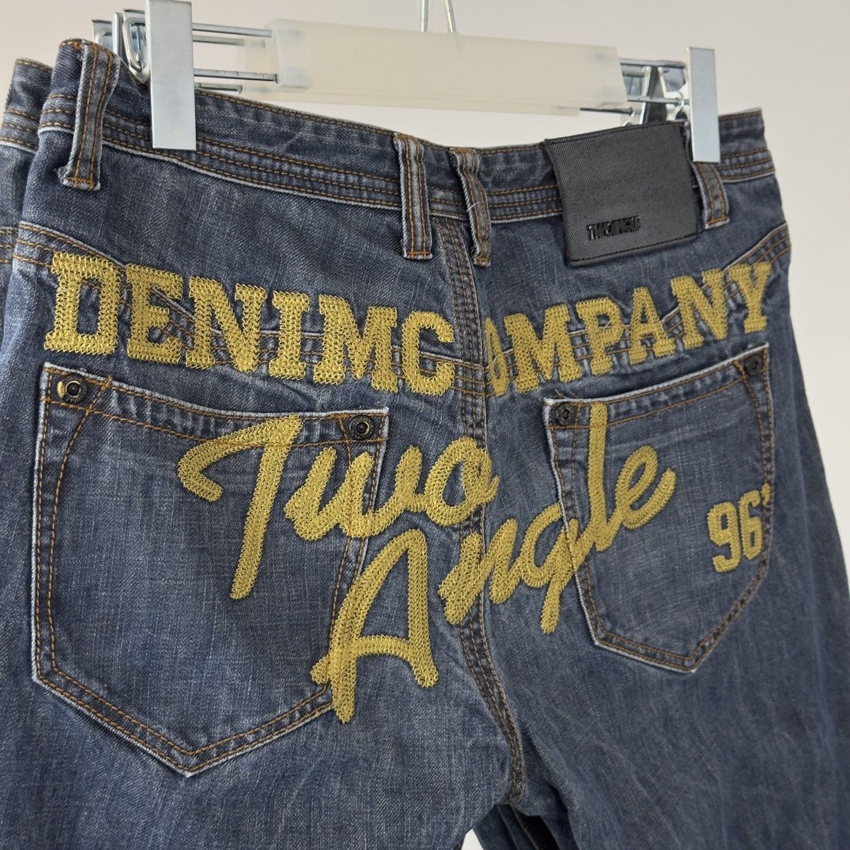 Japanese Brand Japanese Brand Denim Pants Big Enbroidered Print Size US 34 / EU 50 - 4 Thumbnail
