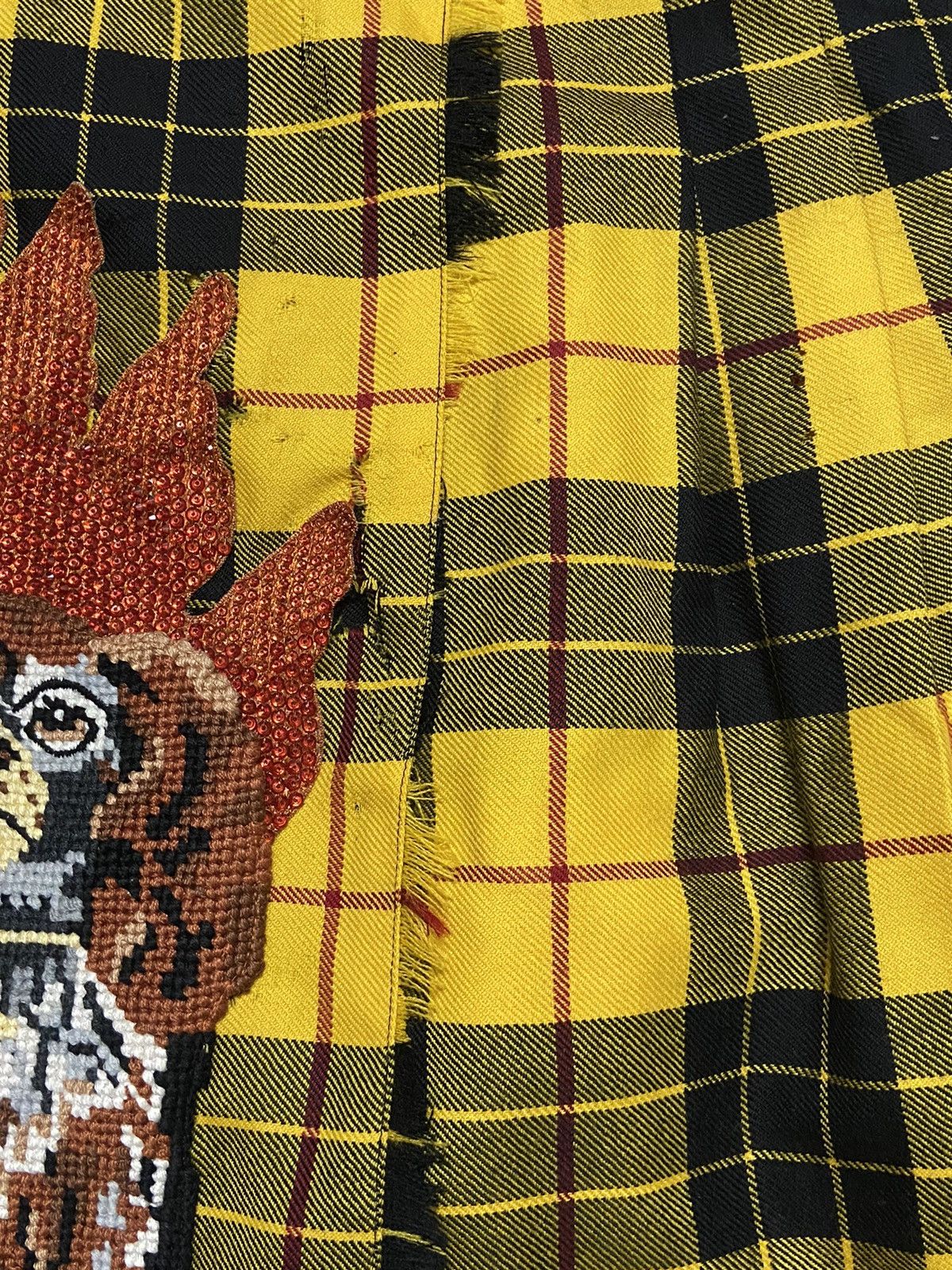 Designer × Gucci Gucci Embroidered Tartan Wool Wrapped Skirt Runway Size 26" / US 2 / IT 38 - 5 Thumbnail