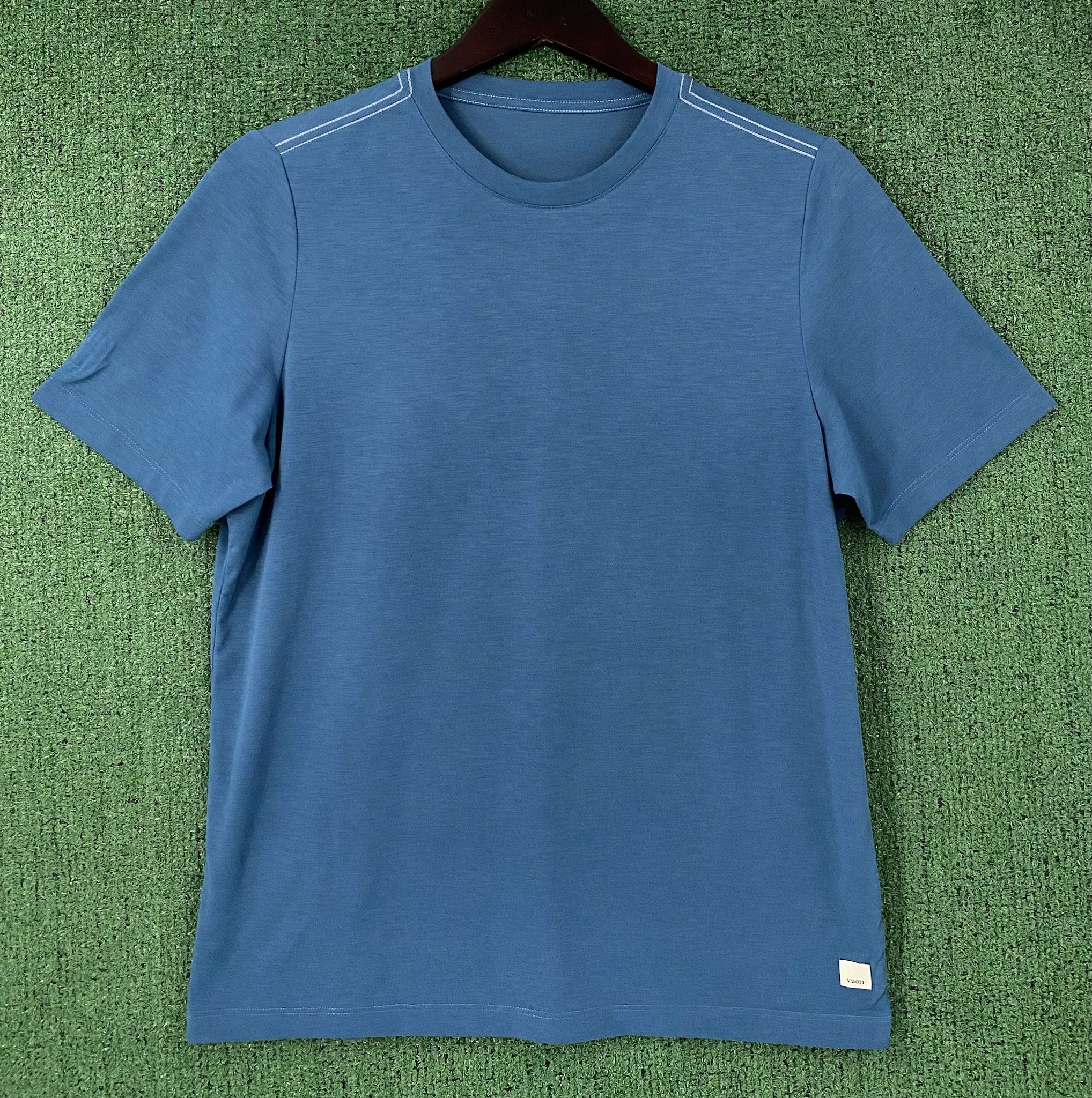 Vuori Vuori Current Tech Tee T-Shirt Pond Blue Men’s Size Small Size US S / EU 44-46 / 1 - 1 Thumbnail