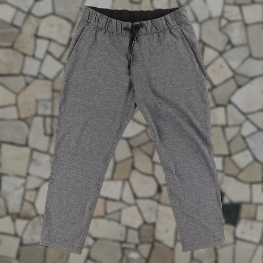 Lululemon Lululemon High Stretch On the Fly Sweatpants Gray Heather Women's 10 Sweatpants Casual Regular Fit Inseam 27in Size 32" / US 10 / IT 46 - 1 Thumbnail