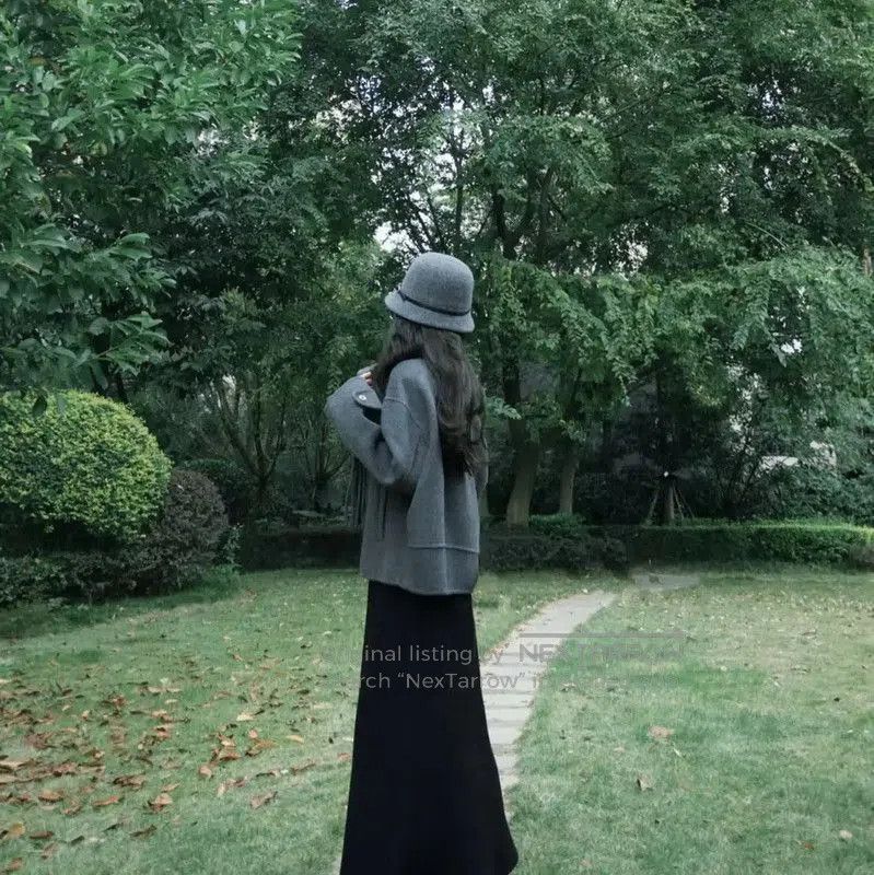 Burberry Burberry Gray Wool Check Mid-Length Coat. Size S / US 4 / IT 40 - 6 Thumbnail