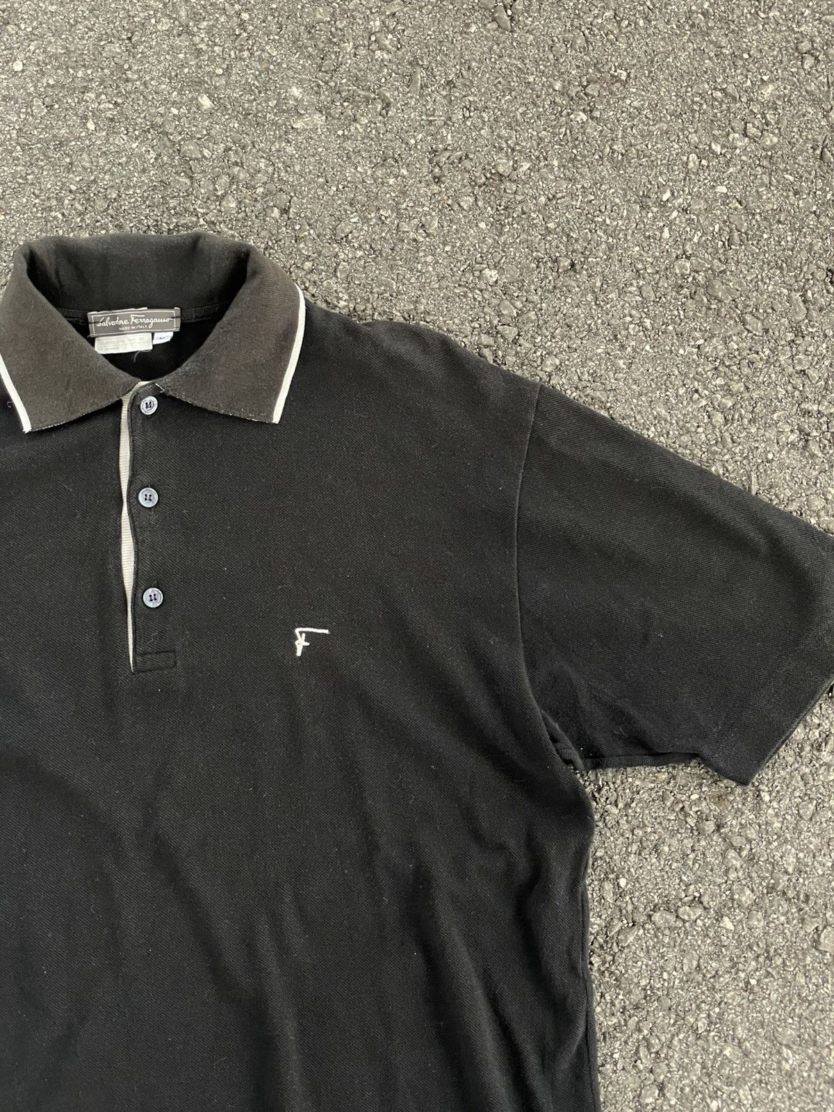 Salvatore Ferragamo Salvatore Ferragamo Signature Polo Shirt Men Size US L / EU 52-54 / 3 - 2 Thumbnail