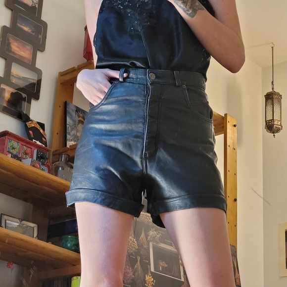 Other Vintage Pellissimo Real Leather Black High Rise Shorts 26/27 Size 26" / US 2 / IT 38 - 9 Thumbnail