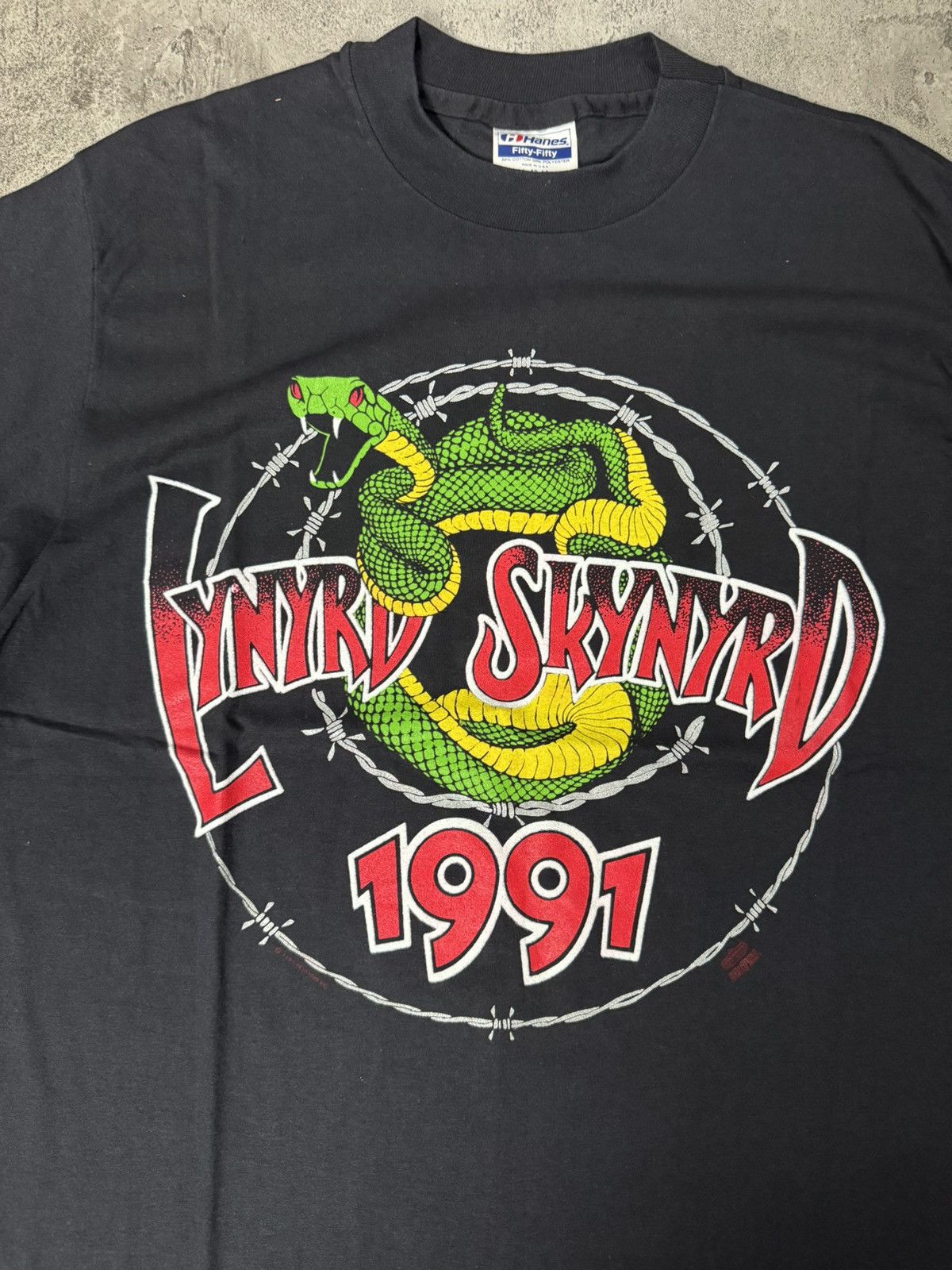Band Tees VINTAGE LYNYRD SKYNYRD SNAKE TOUR 1991 T-SHIRT 🔥ULTRA RARE🔥 Size US L / EU 52-54 / 3 - 3 Thumbnail