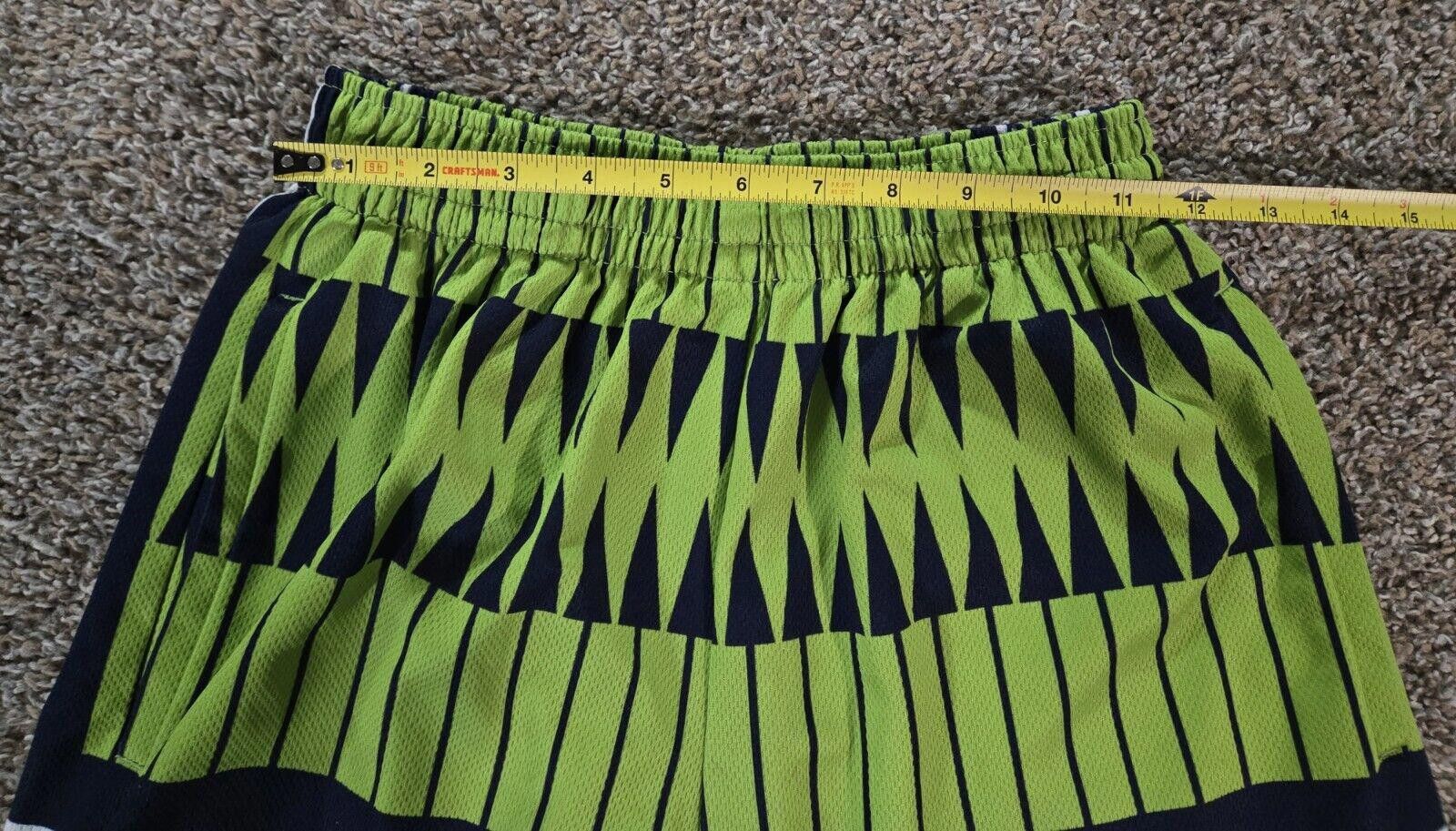 Designer Lax World Blue And Green Shorts Size Medium Size US 32 / EU 48 - 8 Thumbnail