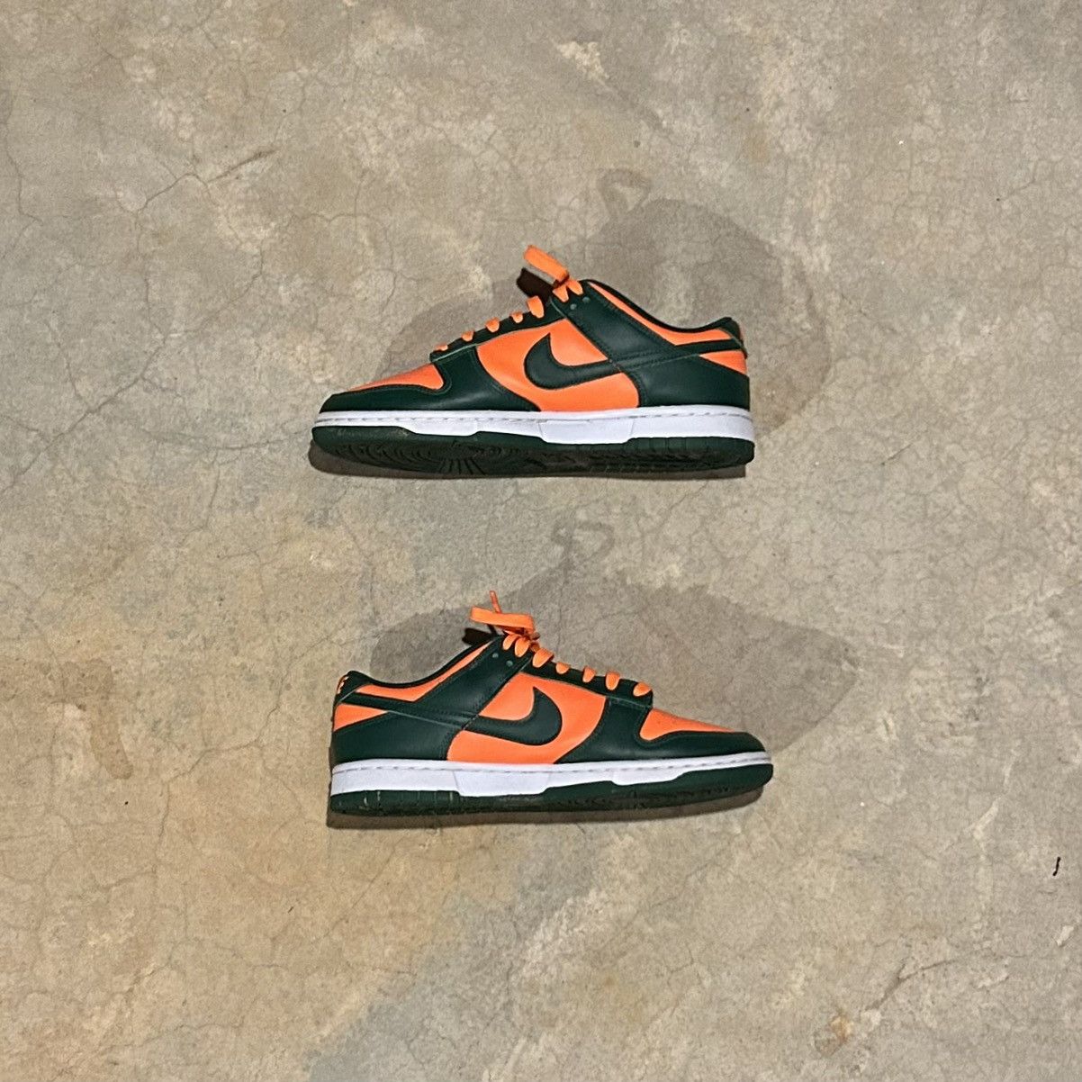 Nike Nike Dunk Low Retro Miami Hurricanes 2022 US 8 Size US 8 / EU 41 - 2 Thumbnail