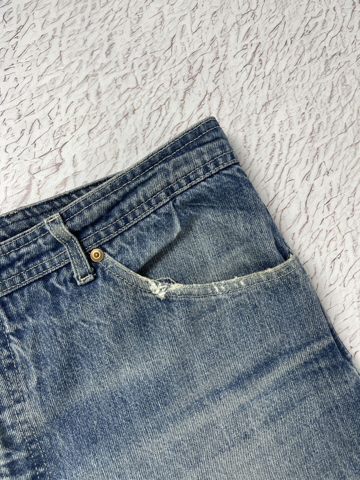 Oscar De La Renta Oscar de la Renta vintage distressed cropped denim jeans Size US 36 / EU 52 - 13 Thumbnail