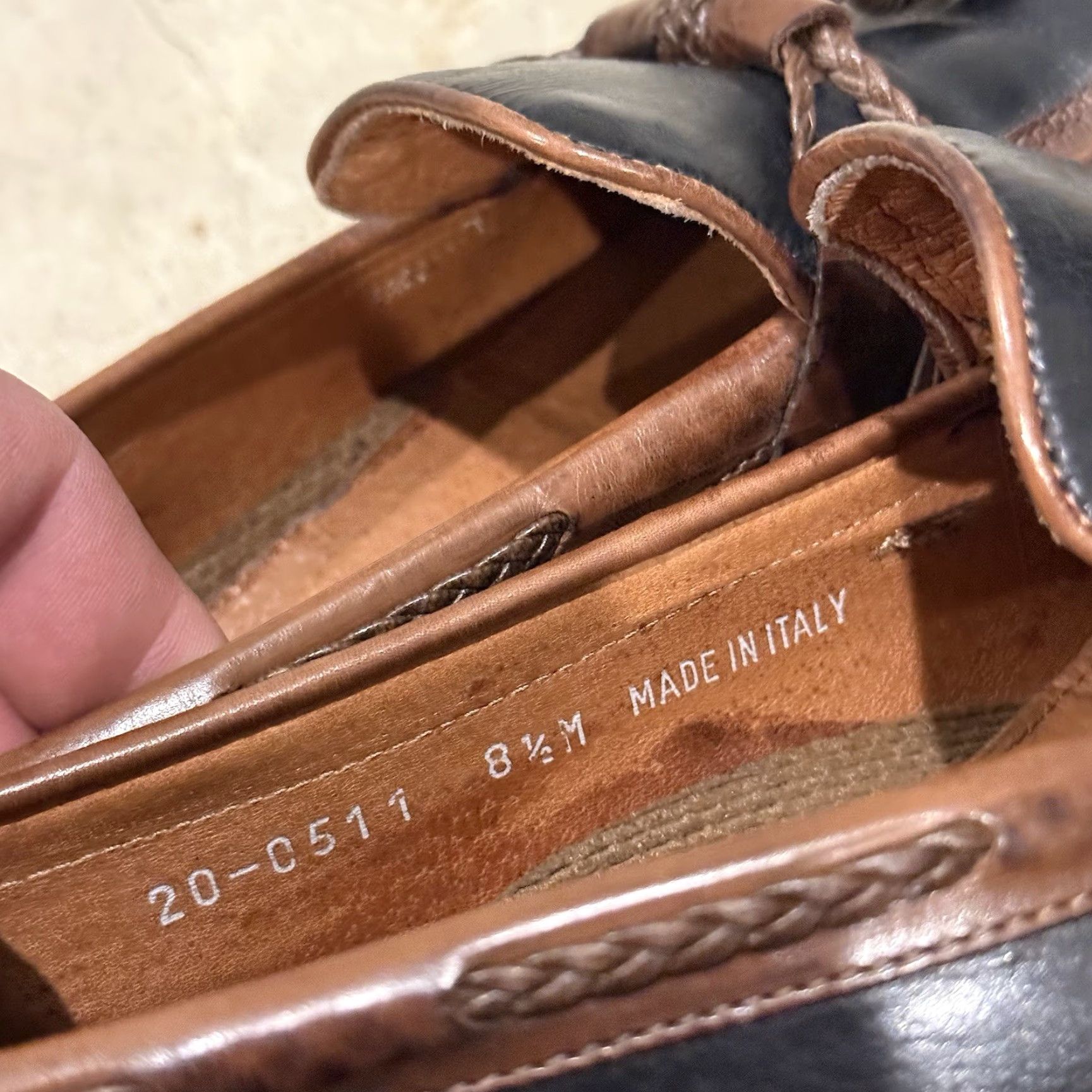 Johnston & Murphy Johnston & Murphy Aragon II Kiltie Tassel Loafers Black/Antique 8.5 M Mens Leather Slip On Loafer Size US 9 / EU 42 - 4 Thumbnail