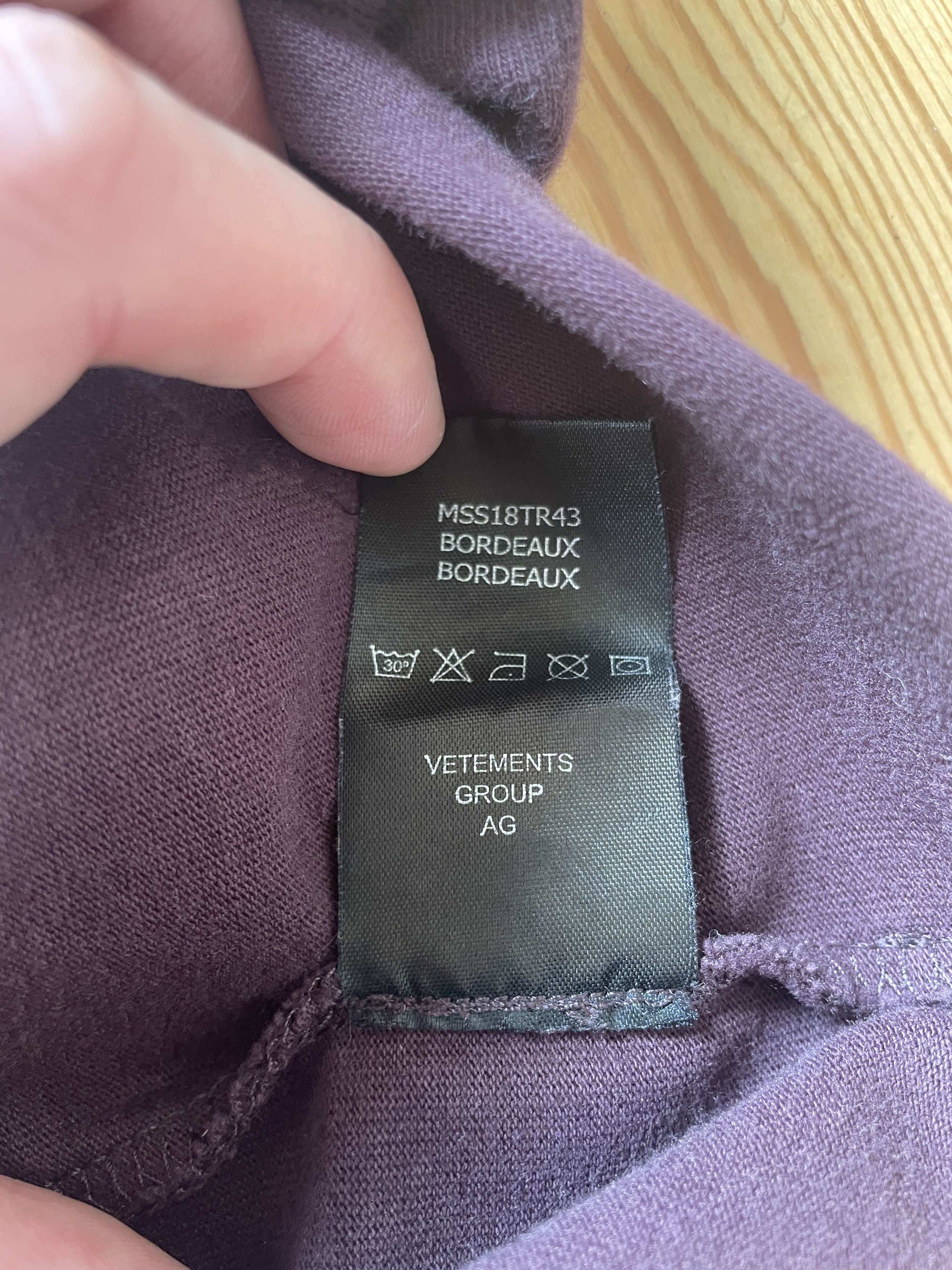 Vetements Vetements - We Love Our Hometown Long Sleeve Size US M / EU 48-50 / 2 - 11 Thumbnail
