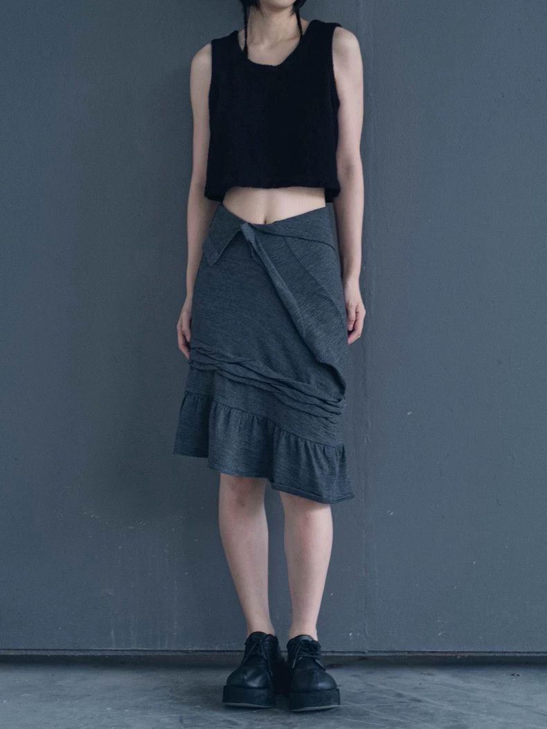 Junya Watanabe Junya Watanabe Gray Wool Asymmetric Skirt Size 30" / US 8 / IT 44 - 1 Thumbnail