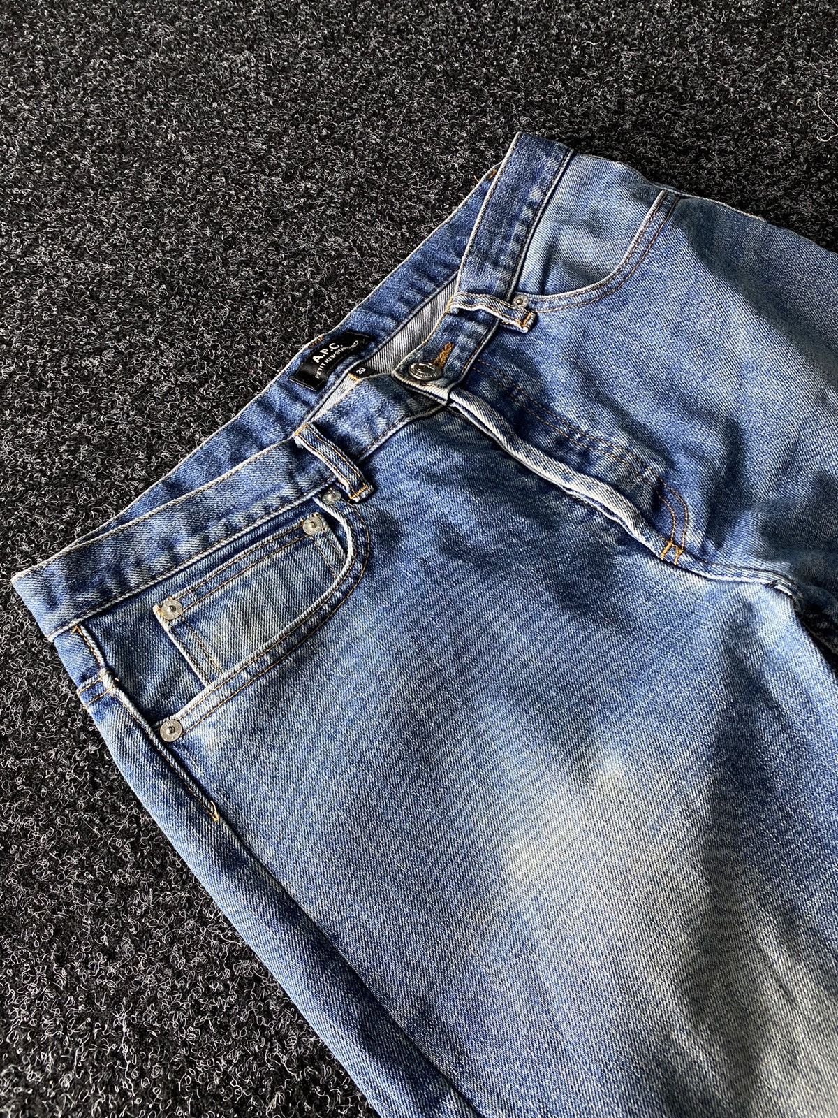 A.P.C. × Vintage Vintage A.P.C Faded Blue Jeans pants Size US 30 / EU 46 - 6 Thumbnail