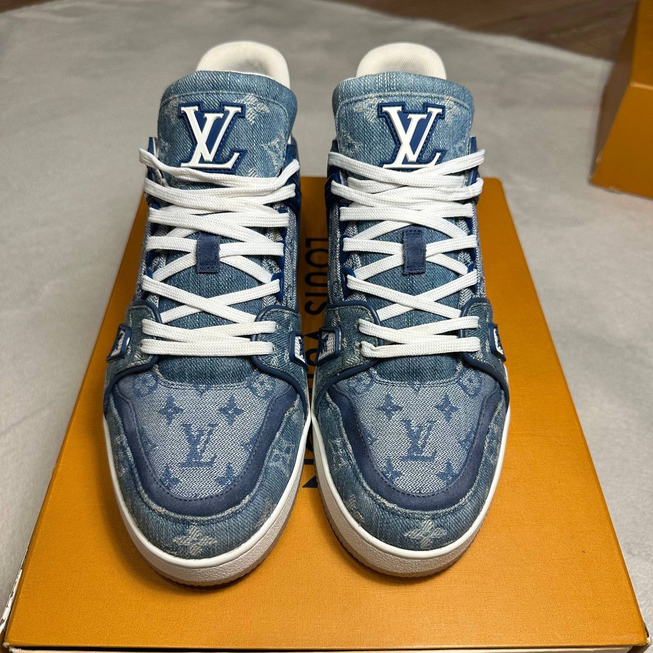 Louis Vuitton Louis Vuitton trainer low ‘monogram denim’ Size US 8 / EU 41 - 1 Thumbnail