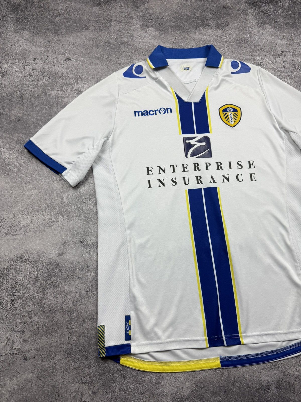 Macron Leeds United FC Macron Home Football Shirt Soccer Jersey Size US L / EU 52-54 / 3 - 5 Thumbnail