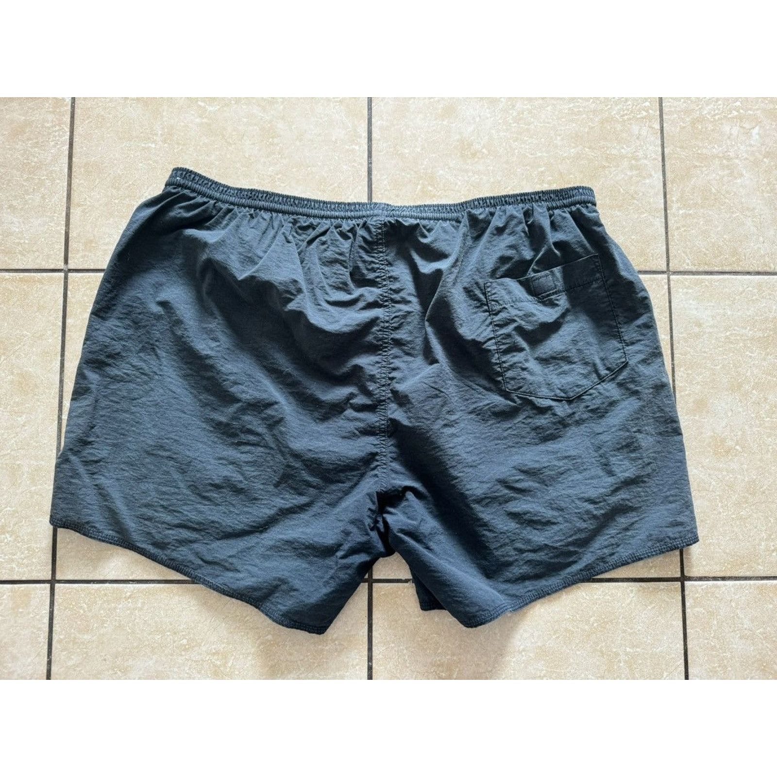 Nike Nike Vintage 90s Block Tag Crinkle Nylon Shorts Size US 36 / EU 52 - 4 Thumbnail