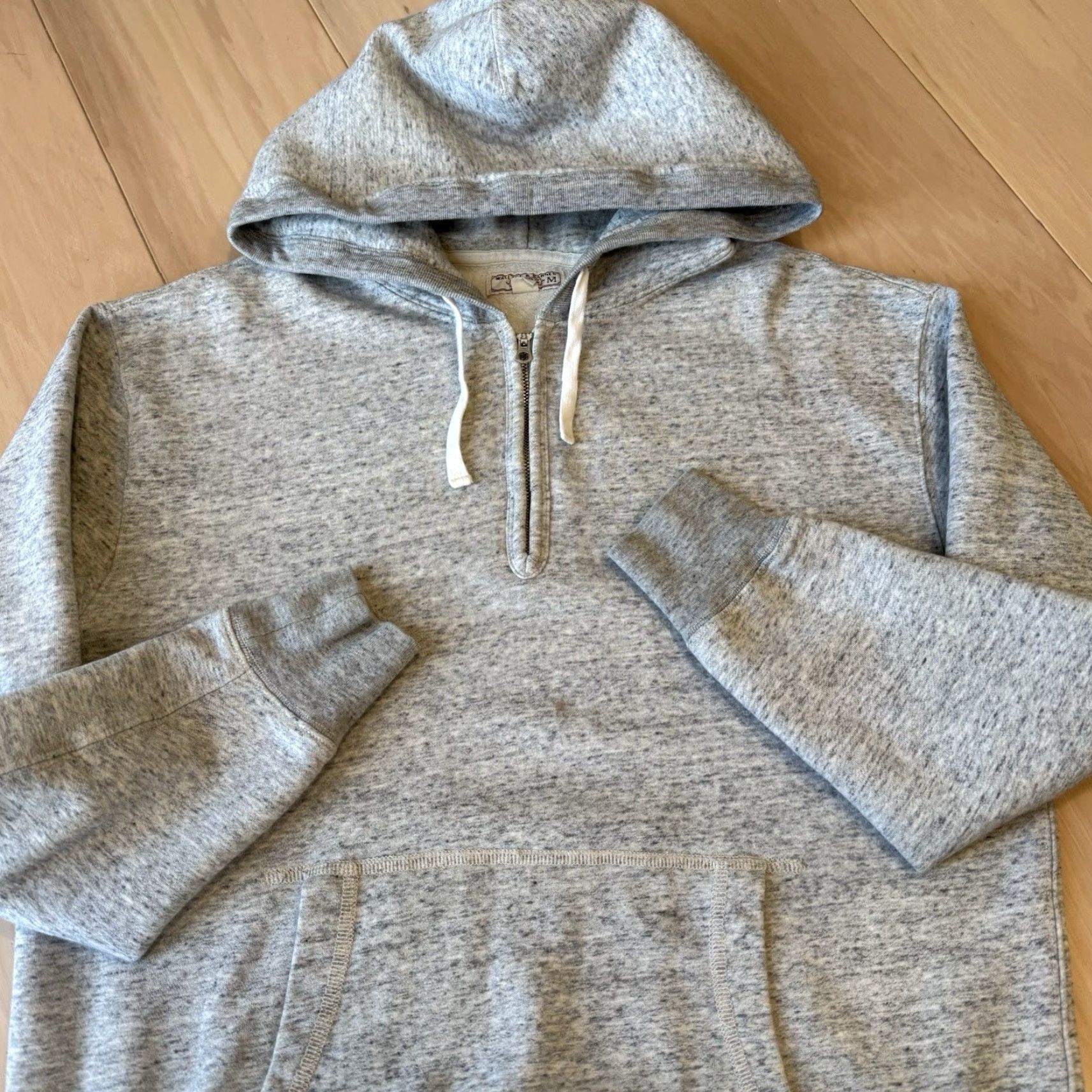 Wallace & Barnes Wallace & Barnes Hoodie Medium Gray 1/2 Zip Fleece Pullover New York Streetwear Men M Gray Hoodie 1/2 Zip Fleece Pullover Wallac e & Barnes Size US M / EU 48-50 / 2 - 5 Thumbnail