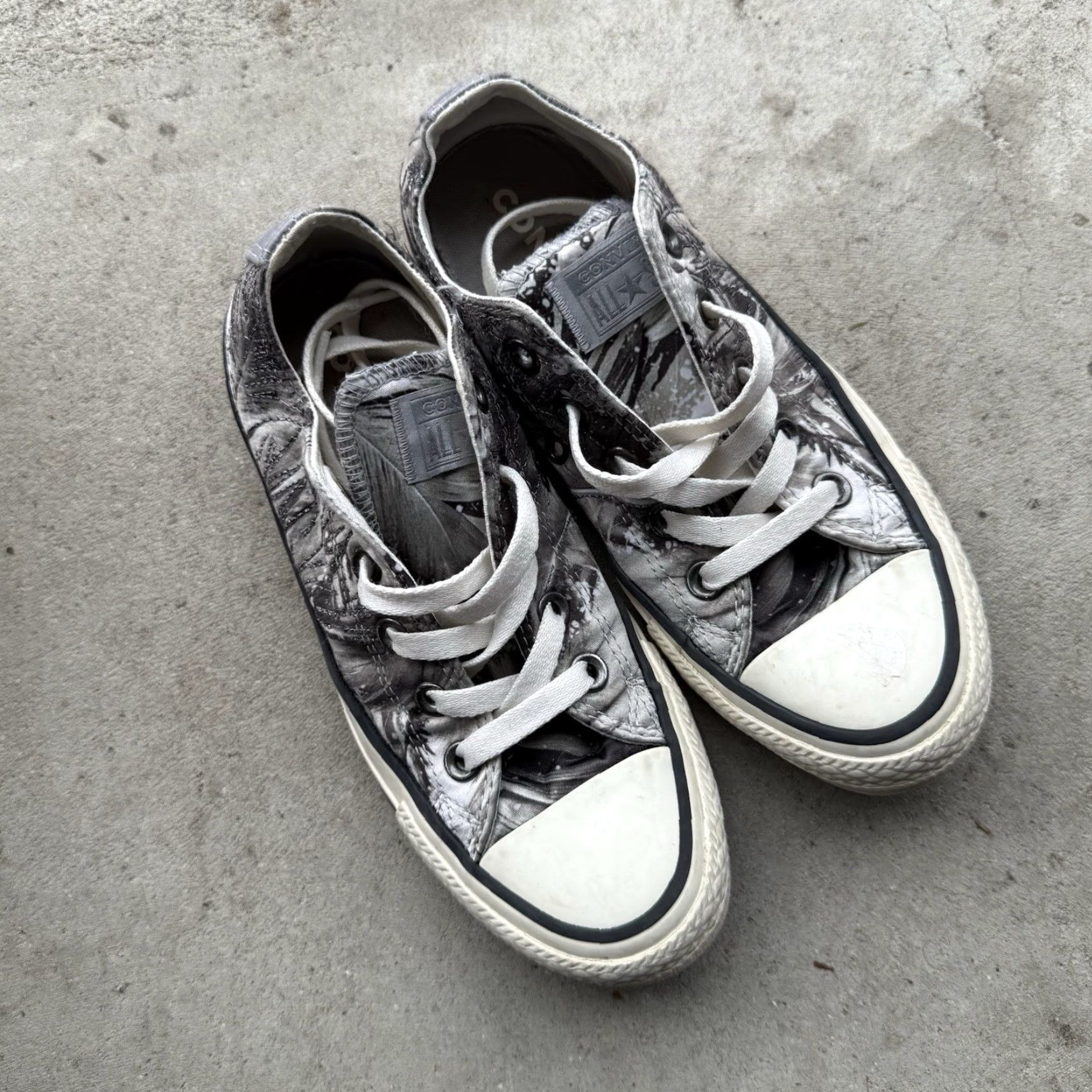 Converse Converse Chuck Taylor All Star Low Satin Floral White Womens Size 5.5 Shoes Sneaker Stars Size US 4 / IT 34 - 4 Thumbnail