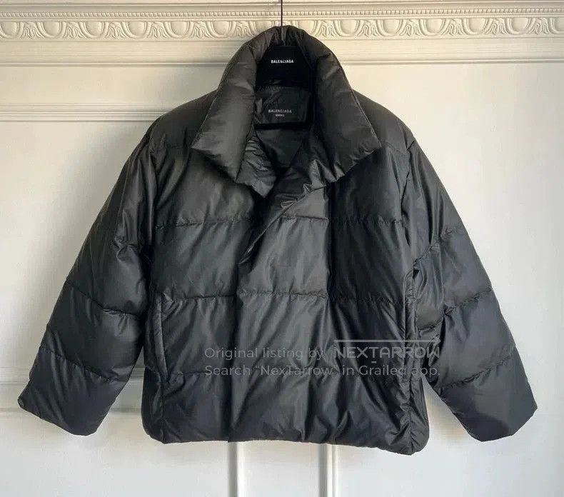 Balenciaga Balenciaga SS23 Letter Print Down Jacket. Size US XL / EU 56 / 4 - 1 Thumbnail