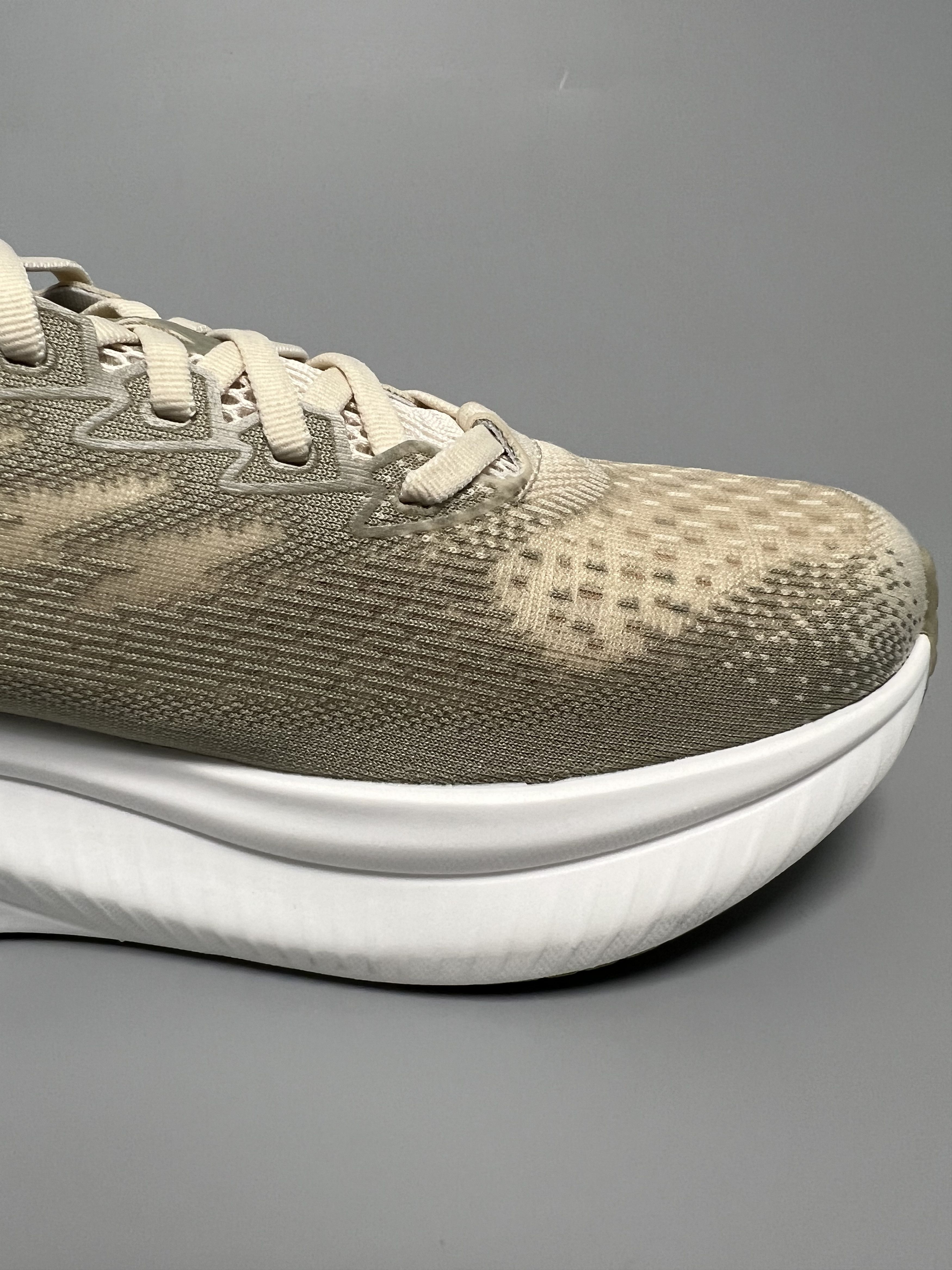 Hoka 9D Hoka One One Mach 6 Men's Running Shoes 1147790-OKB Size US 9 / EU 42 - 7 Thumbnail