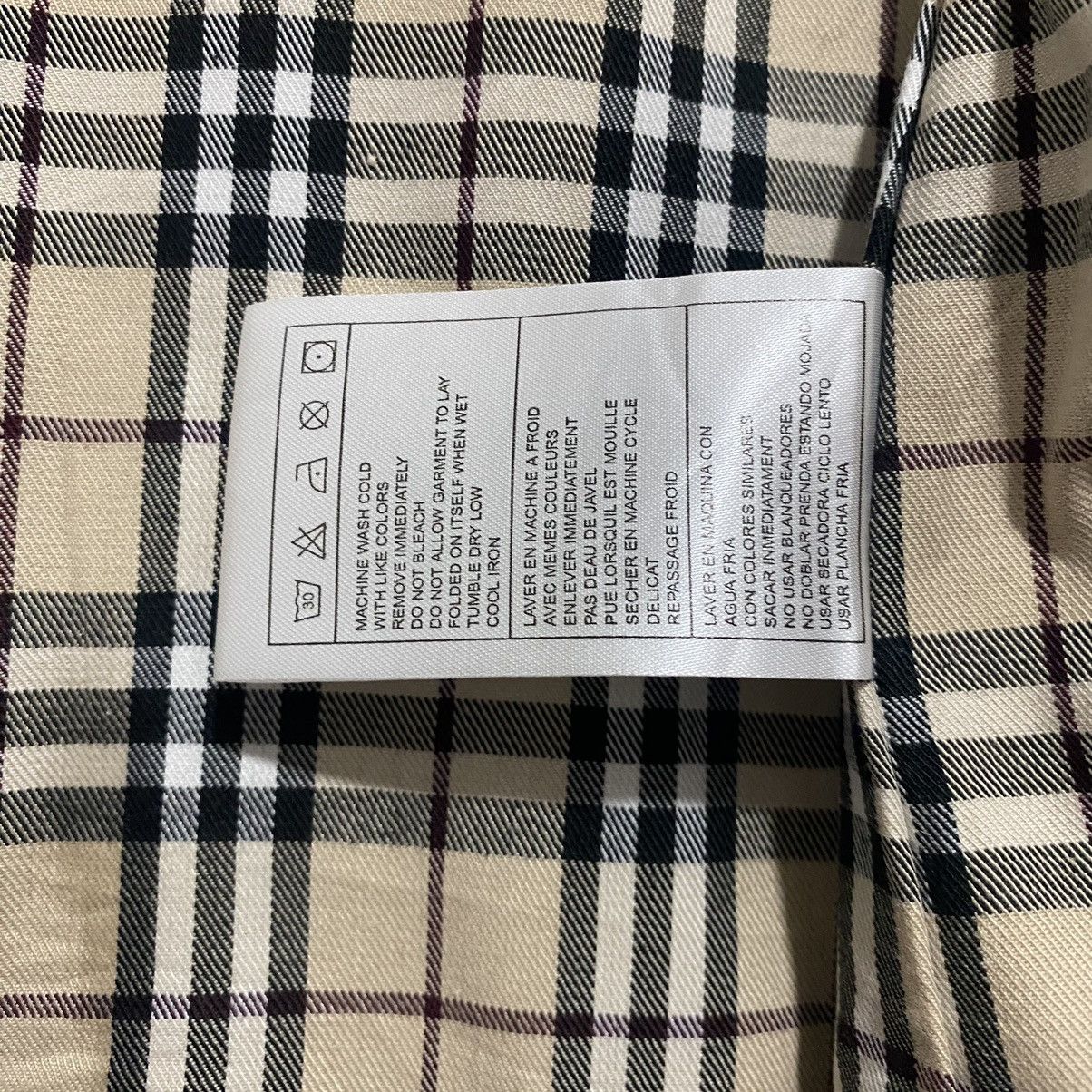 Burberry BURBERRYS’ NOVACHEK SLIM FIT LIGHT RAIN JACKET COAT Size US S / EU 44-46 / 1 - 9 Thumbnail
