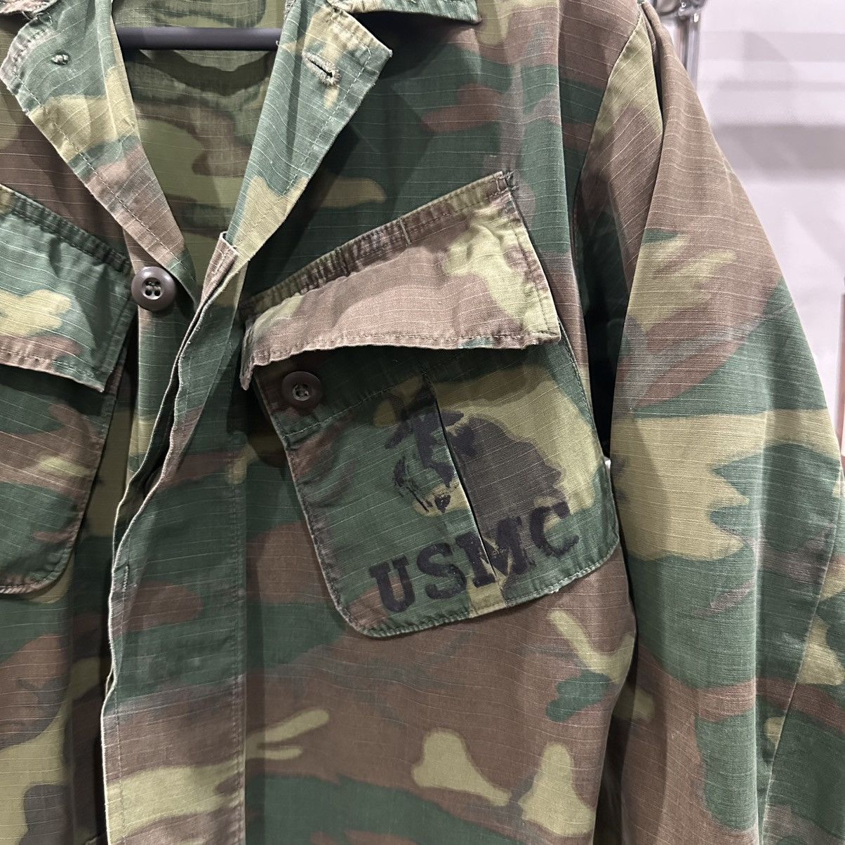 Vintage ORIGINAL 60s US MILITARY JUNGLE JACKET CAMOUFLAGE ERDL Size US M / EU 48-50 / 2 - 3 Thumbnail