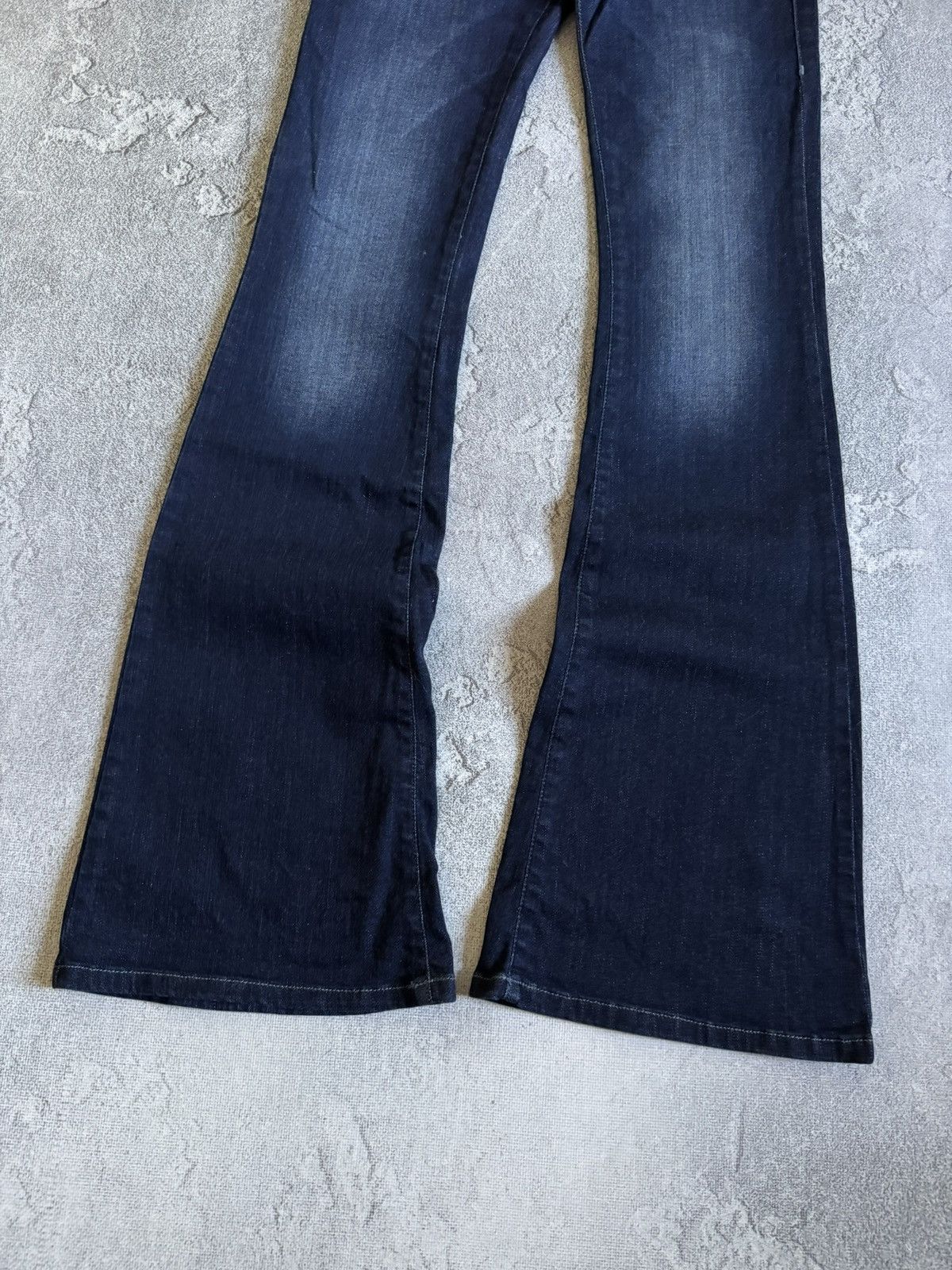 Diesel Diesel 25/32 Livier Flare low waist jeans trousers pants Y2K Size 25" / US 0 / IT 36 - 2 Thumbnail