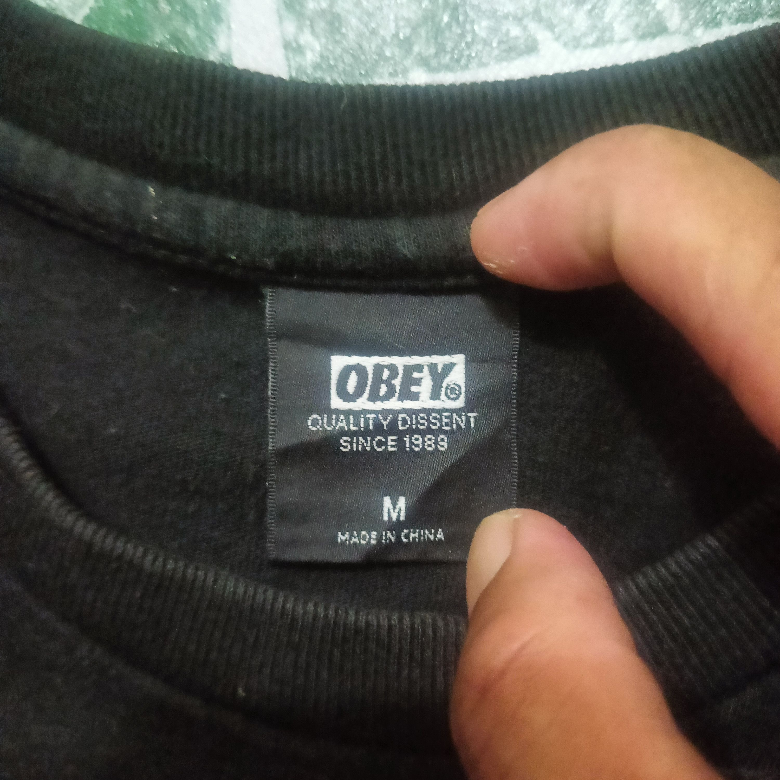 Obey Obey Worldwide Big Back Print Size US L / EU 52-54 / 3 - 5 Thumbnail