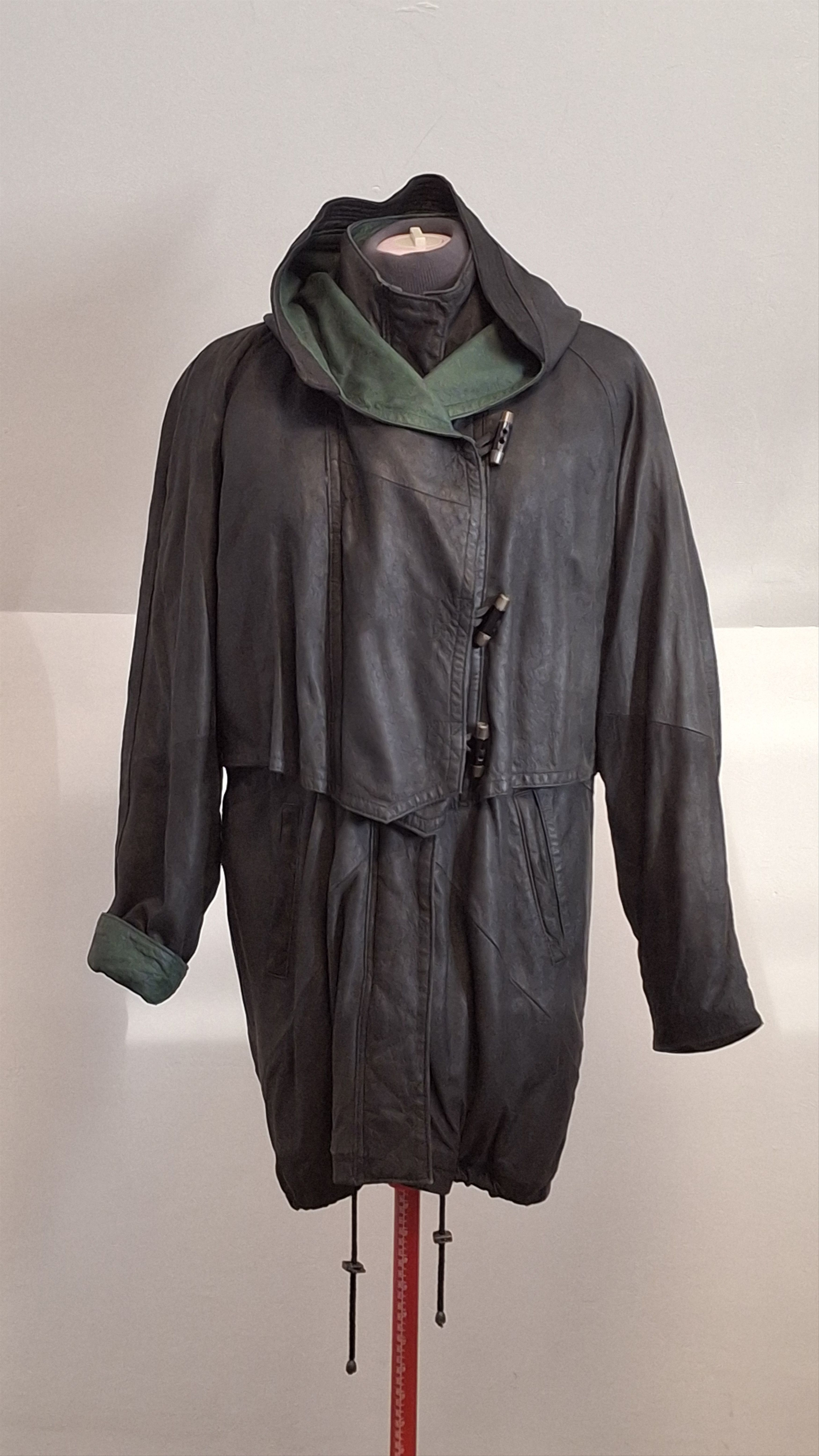 Vintage Vintage 80s Oversized Hooded Leather Parka Graphite/Green Size M / US 6-8 / IT 42-44 - 1 Thumbnail