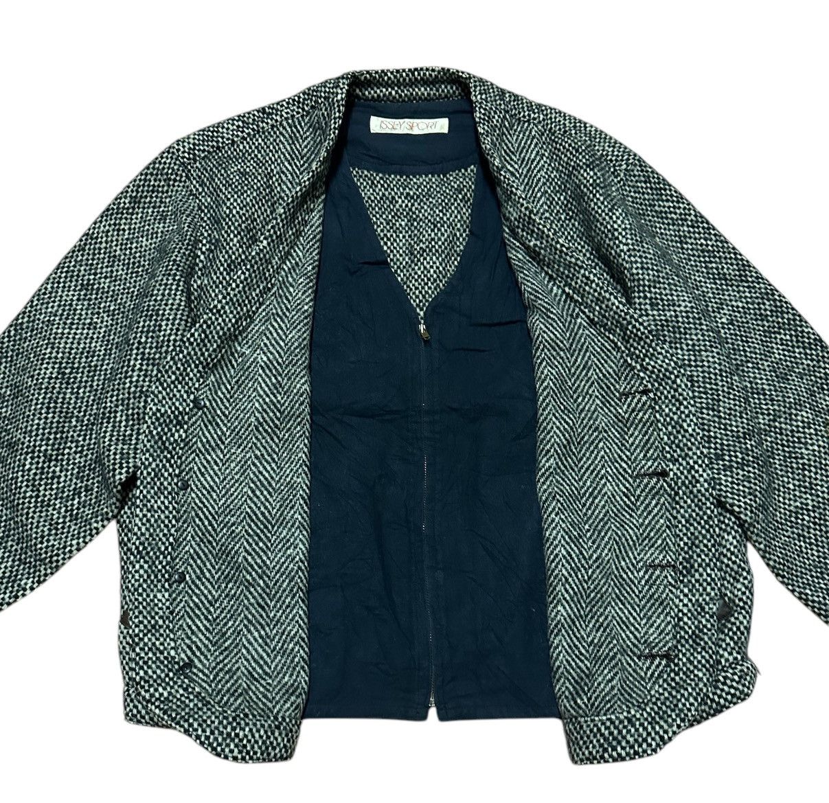 Issey Miyake ISSEY MIYAKE Sport Cropped Buttoned Tweed Women jacket Size L / US 10 / IT 46 - 4 Thumbnail