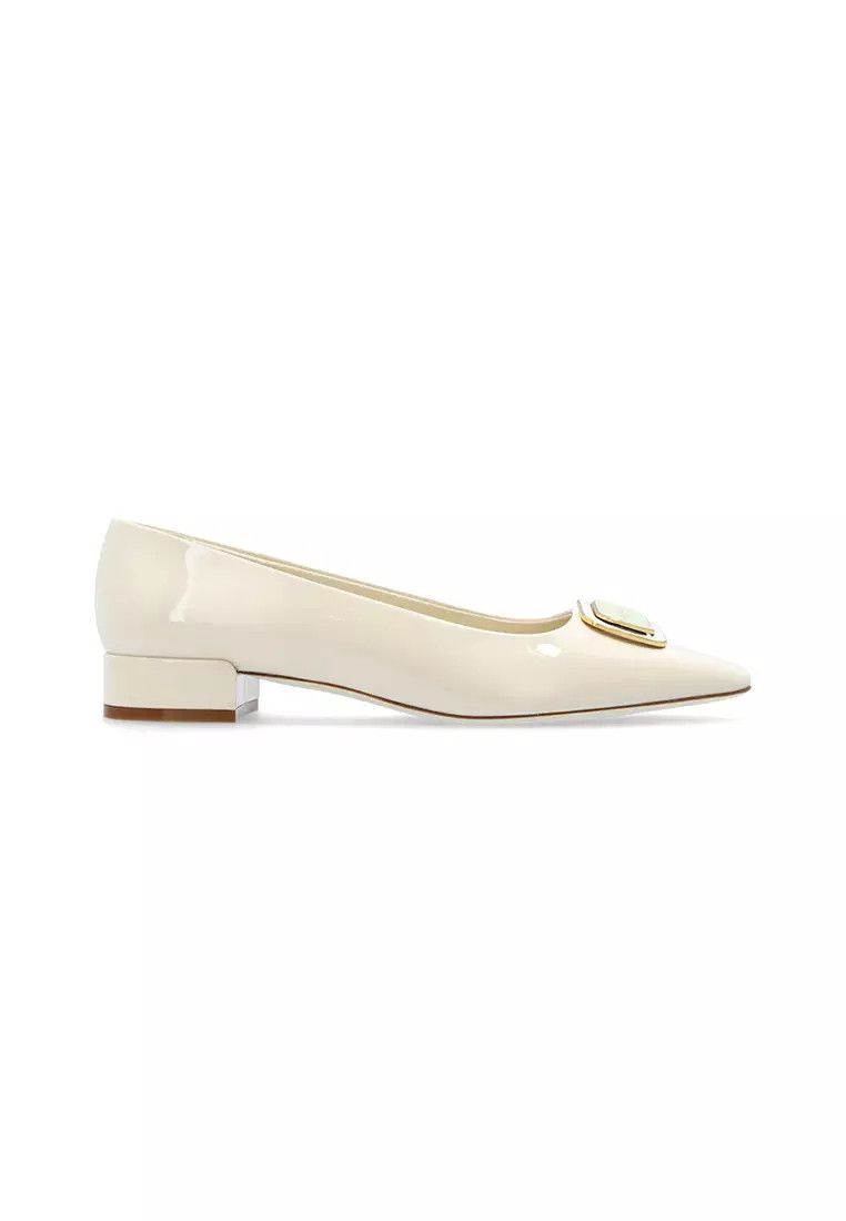 Salvatore Ferragamo o1s1rm0126 Venera 20 Vara Plate Pumps in Cream Size US 7 / IT 37 - 1 Thumbnail