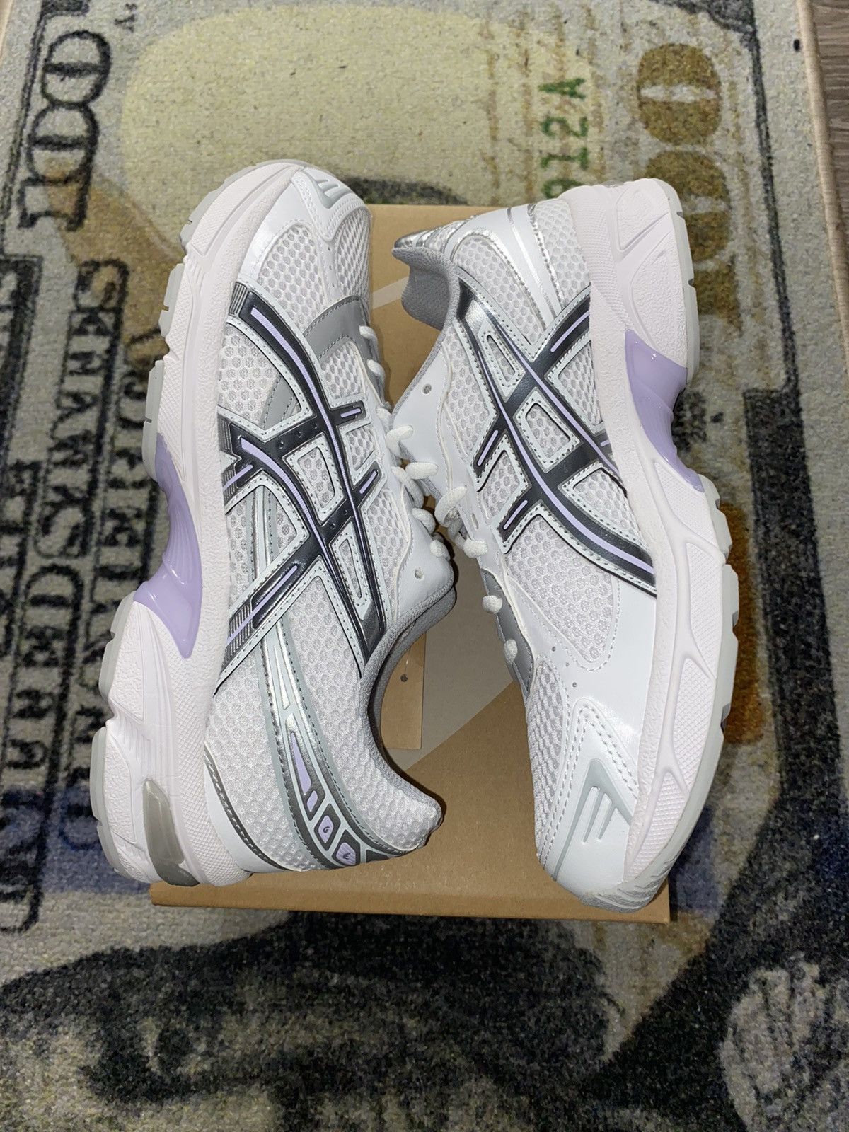 Asics ASICS Gel-1130 White Carrier Grey Lilac (6 Mens) Size US 7.5 / IT 37.5 - 2 Thumbnail
