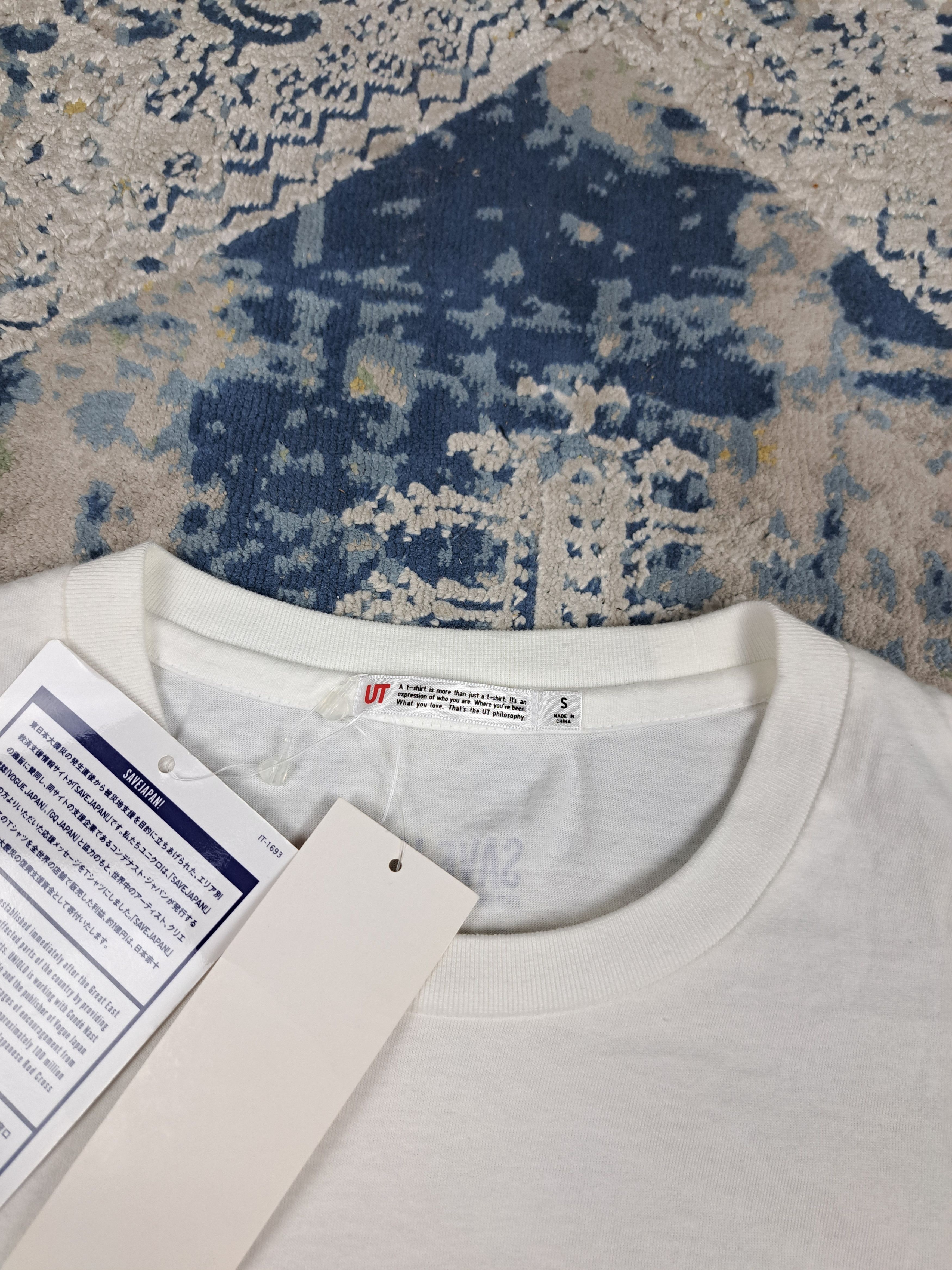 Uniqlo Uniqlo Save Japan BNWT Tee Sending Love and Hope Size US S / EU 44-46 / 1 - 3 Thumbnail