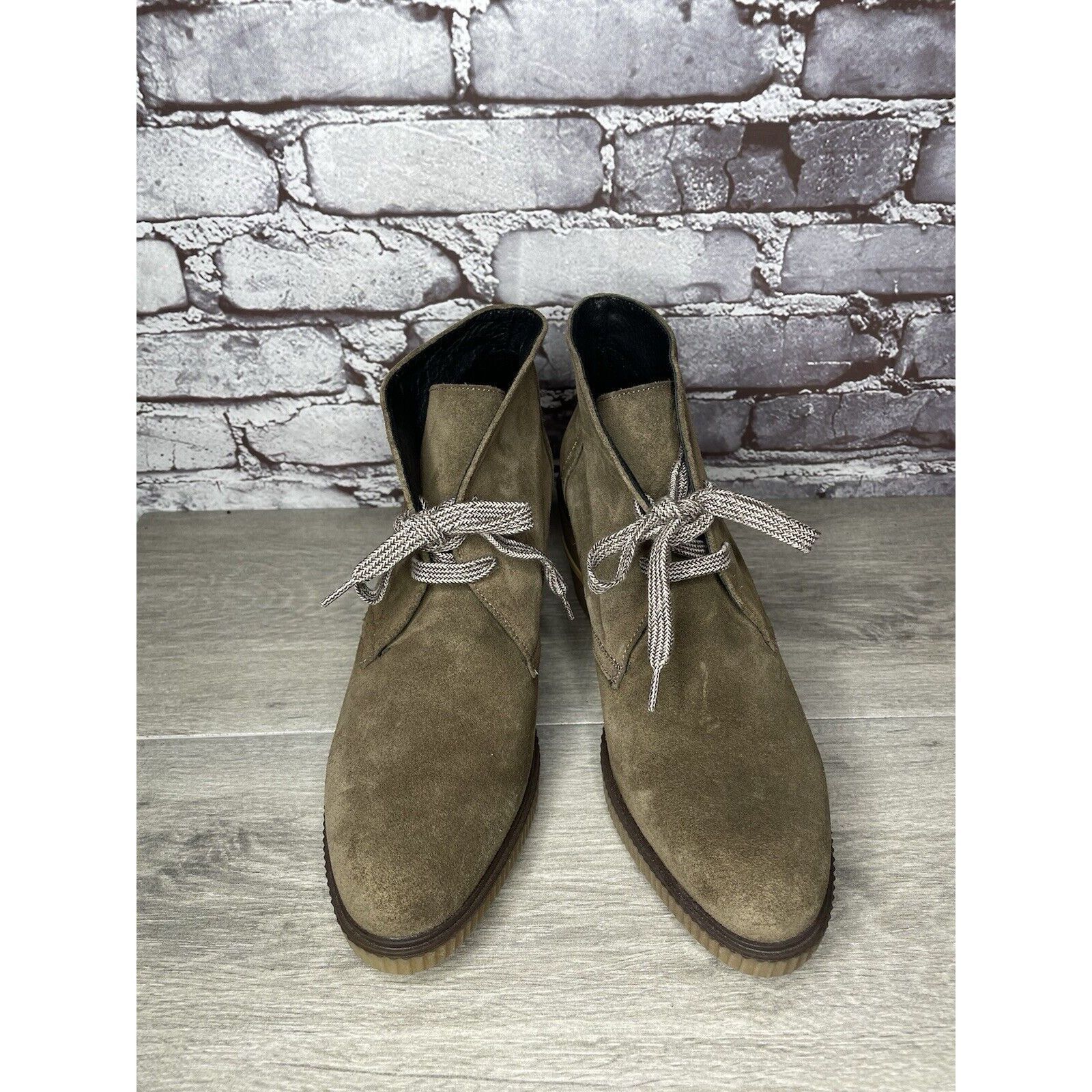 Other TONI PONS Winter Taupe Suede Ankle High Top Lace Heel Bootie Size US 10.5 / IT 40.5 - 22 Thumbnail