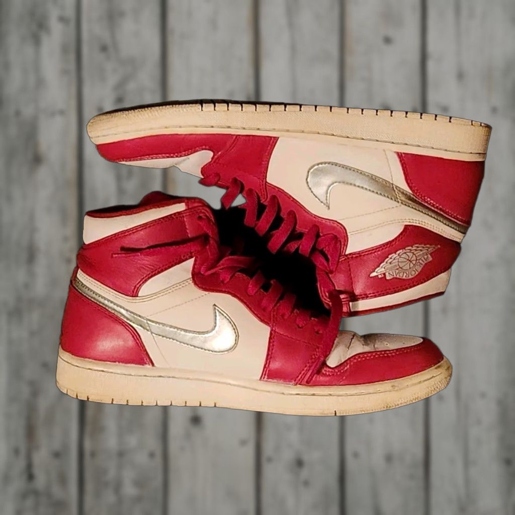 Jordan Brand Nike Air Jordan 1 Retro High Silver Medal Men 9.5 Red Leather Sneaker 2016 Retro Jordan 1 High Tops Mens Size US 10 / EU 43 - 1 Thumbnail