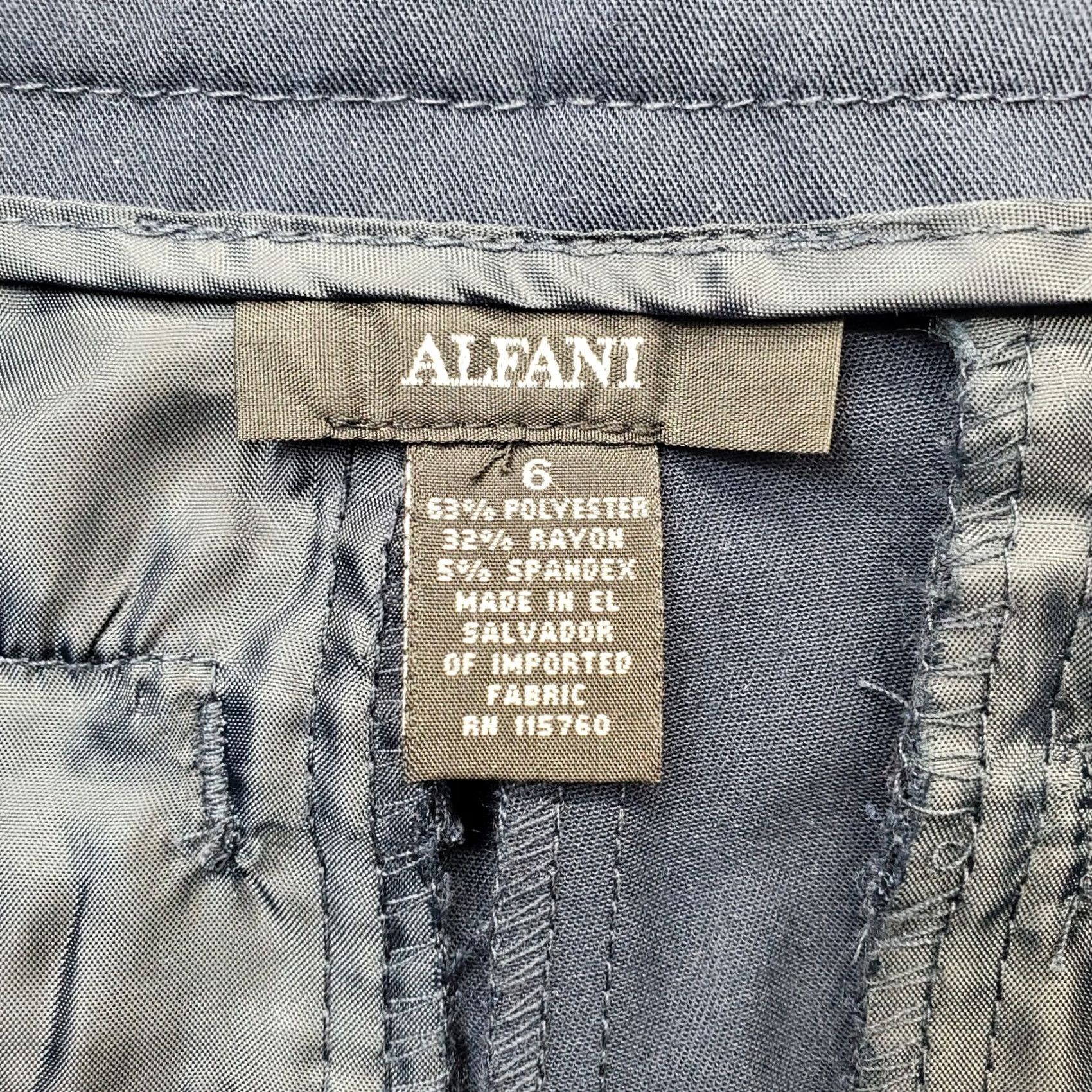 Alfani Alfani Navy Flat Front Trouser Pants Women 6 Button Fly Flared Leg 31" Inseam 2 Button Fly Size 28" / US 6 / IT 42 - 7 Thumbnail