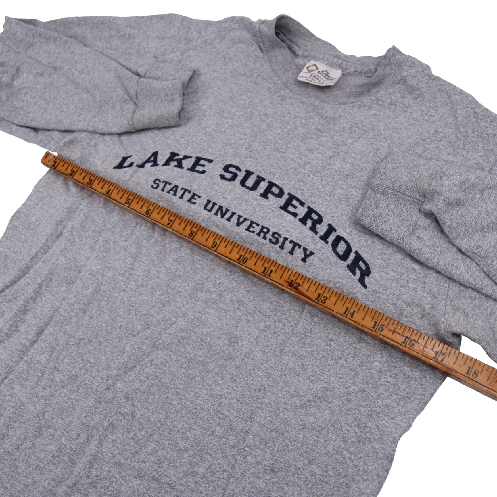Vintage VINTAGE Lake Superior State University Small Long Sleeve Graphic T Shirt Gray Mens S Size US S / EU 44-46 / 1 - 5 Thumbnail