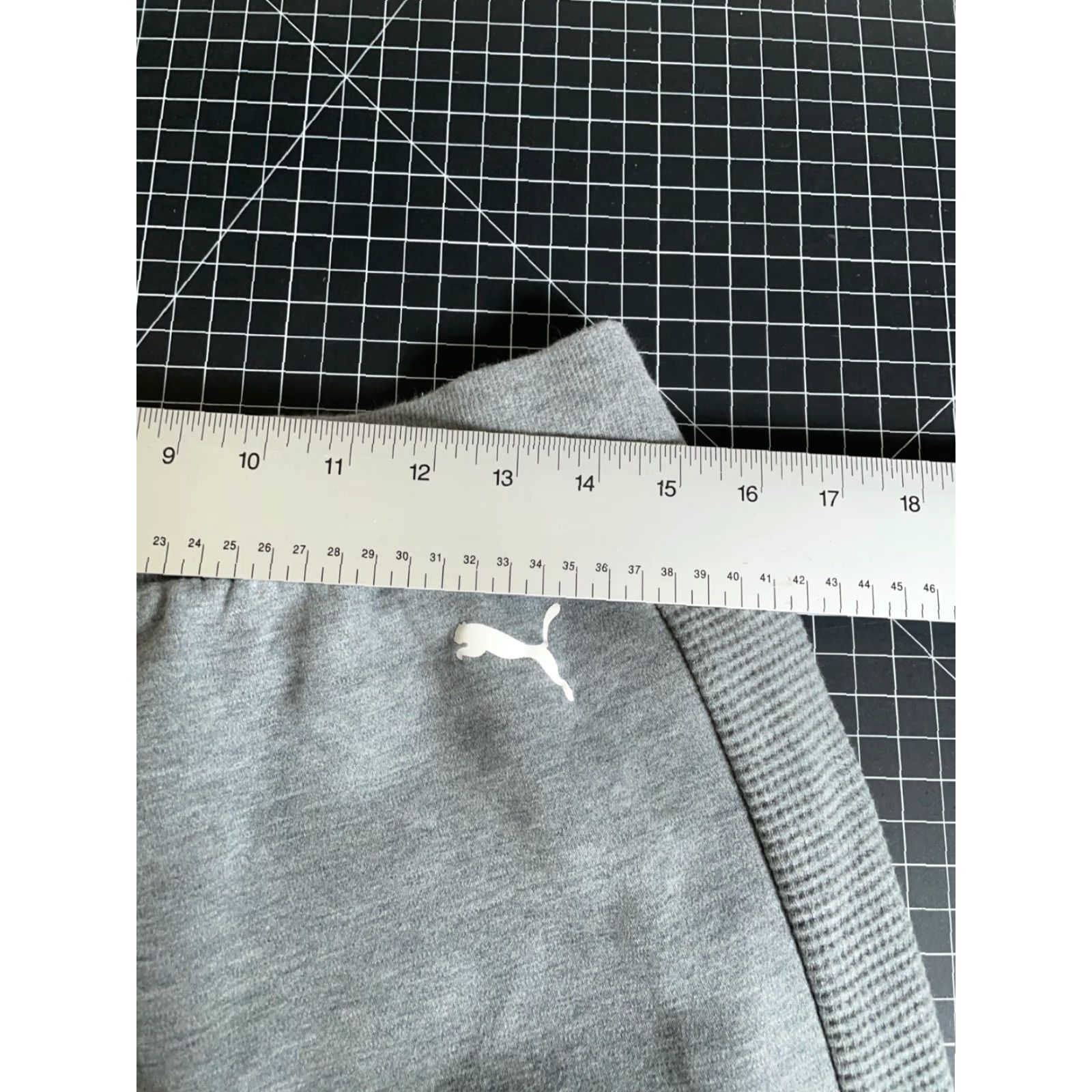 Puma PUMA x BMW Motorsports Athletic Shorts Men Large Gray with Pockets Drawstring Elastic Waist Cotton-Polyester-Blend Size US 30 / EU 46 - 5 Thumbnail