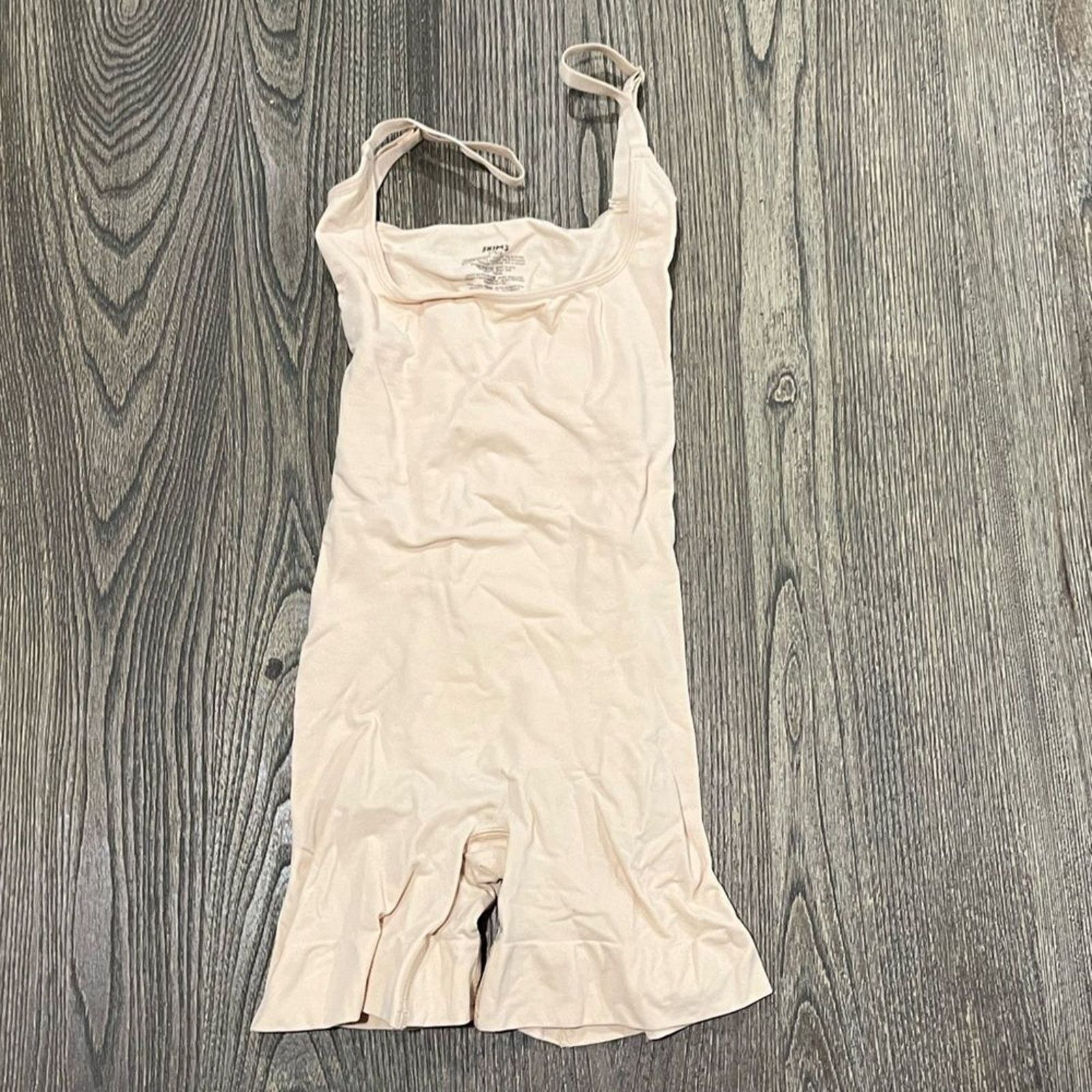 SKIMS NWOT Skims Everyday Sculpt Mid Thigh Bodysuit Shapewear Sz L Size ONE SIZE - 1 Thumbnail