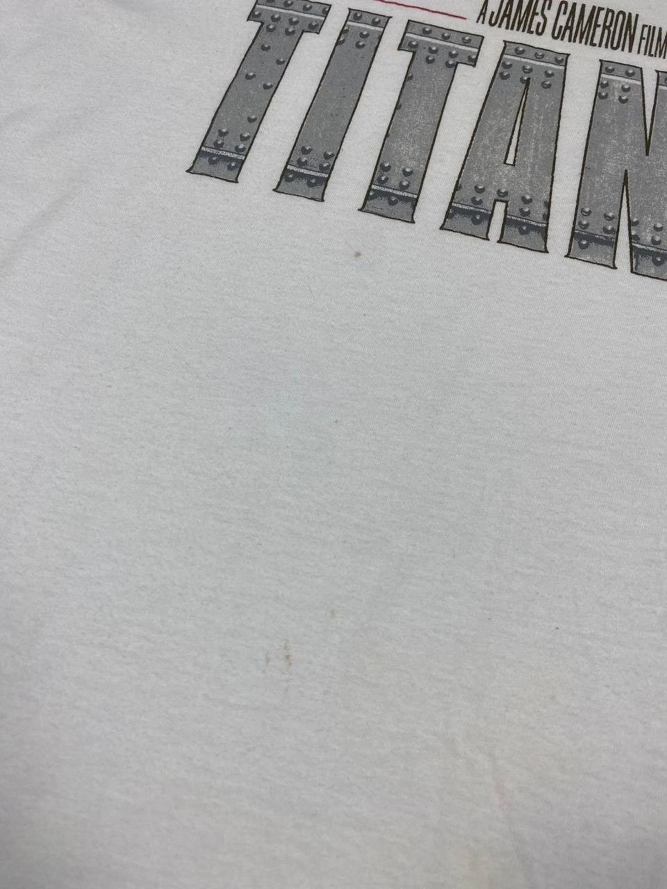 Vintage Vintage 1998 James Cameron Titanic t shirt Size US XL / EU 56 / 4 - 6 Thumbnail