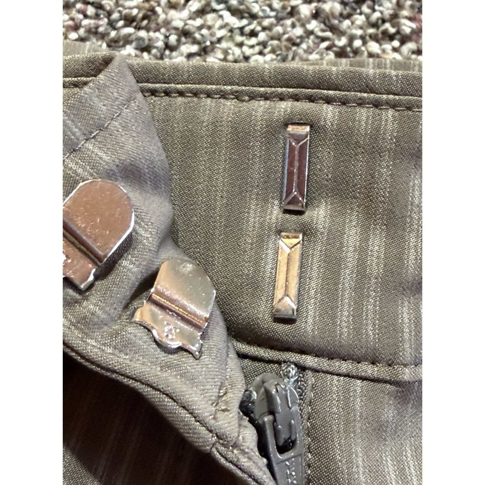 Nike Nike Gold Brown Striped Women's Golf Shorts Size 8 Regular Fast Dry Polyester Flex 32X11 Inseam 11 in Logo Pocket Chino Casual Summer Spring Mens? Size 30" / US 8 / IT 44 - 6 Thumbnail