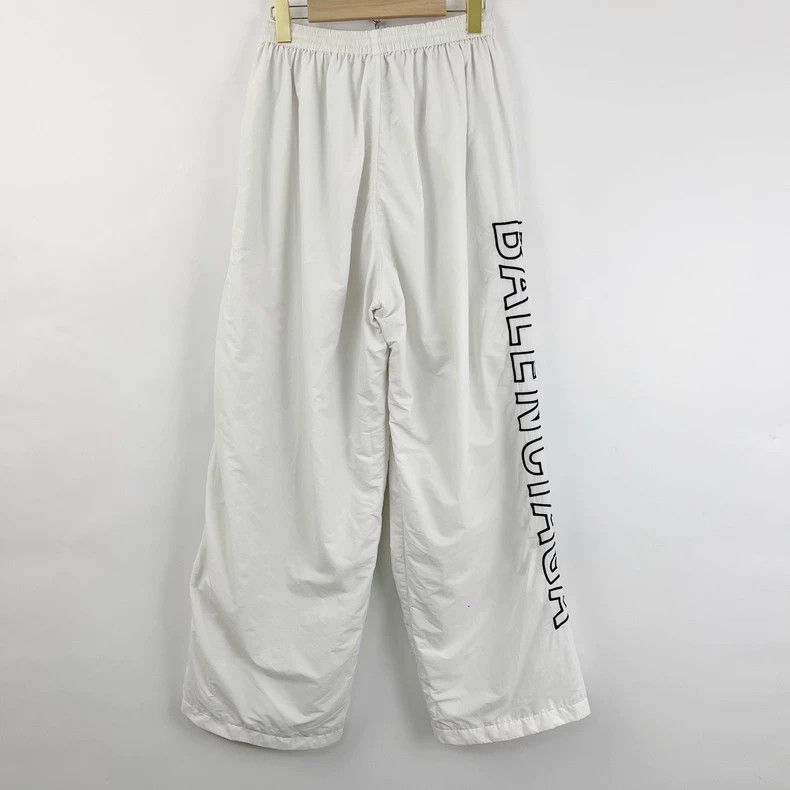 Balenciaga Balenciaga size M Large embroidered nylon sweatpants with Size US 26 / EU 42 - 2 Thumbnail