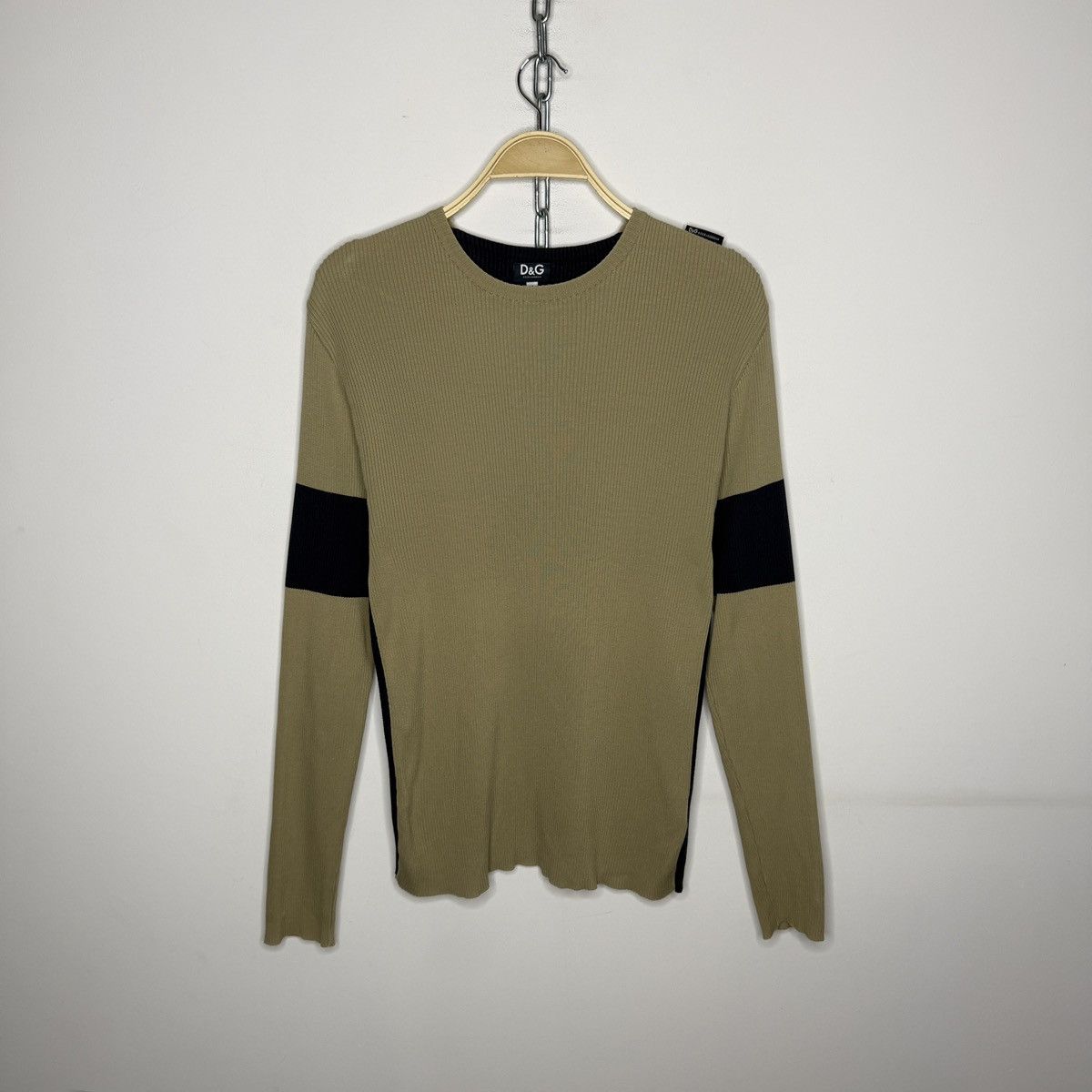 Dolce & Gabbana 2000s Dolce & Gabbana Fit Beige Sweater Ribbed Size US M / EU 48-50 / 2 - 1 Thumbnail
