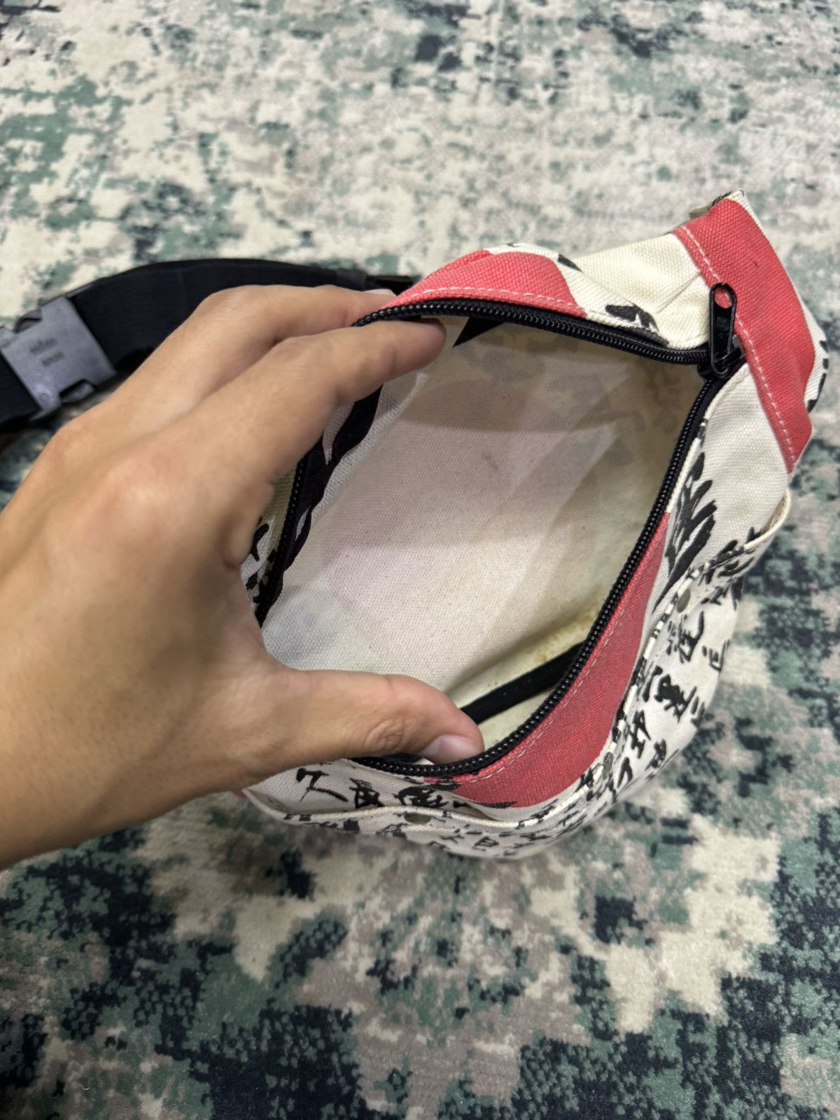 Japanese Brand NEON LEATHER KANJI MOTIVE FULLPRINT POUCH WAIST BAG Size ONE SIZE - 7 Thumbnail