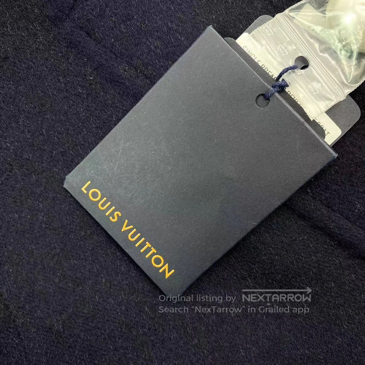 Louis Vuitton Louis Vuitton Show off a wool coat on both sides| Size XS / US 0-2 / IT 36-38 - 8 Thumbnail