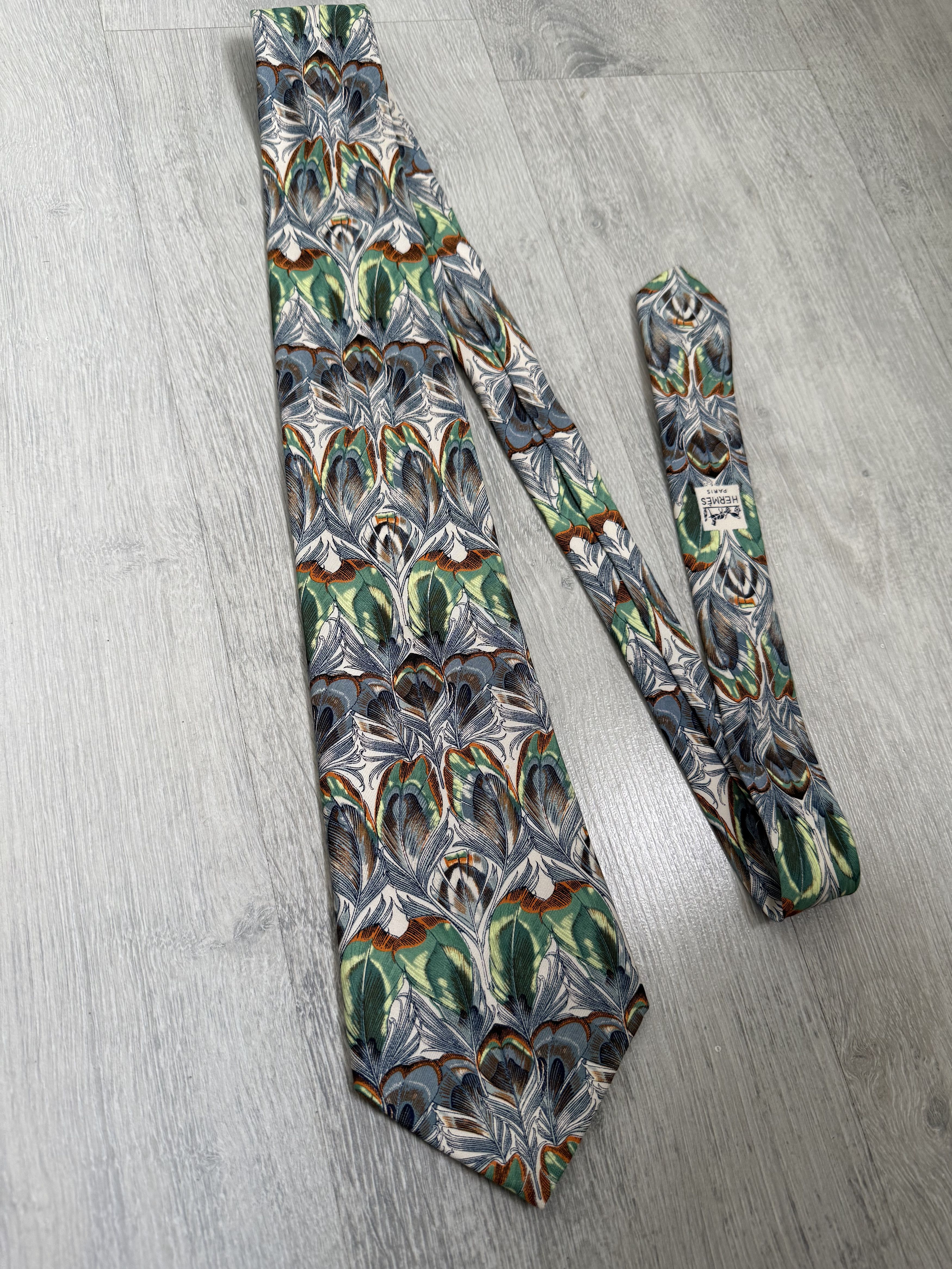 Hermes Vintage Hermes peacock feathers silk tie Size ONE SIZE - 1 Thumbnail