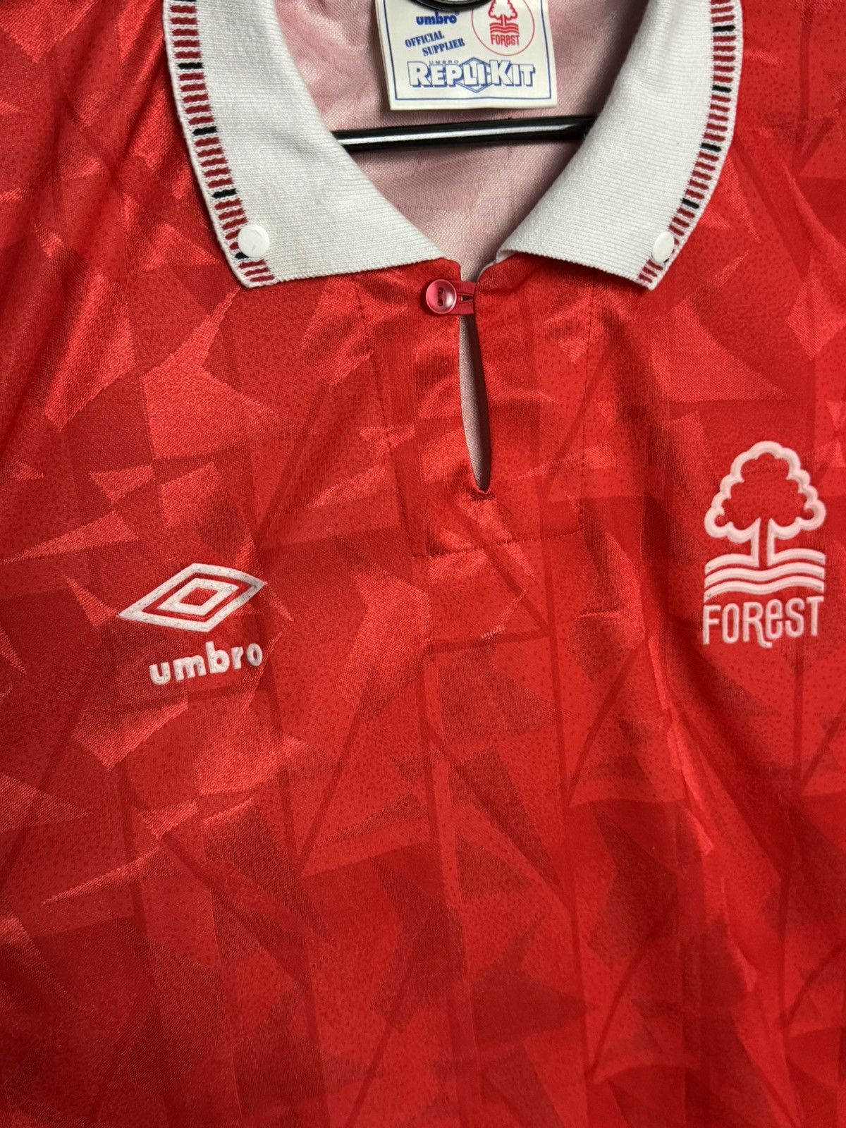 Umbro Nottingham Forest 90/92 Home Football Jersey Size US M / EU 48-50 / 2 - 3 Thumbnail