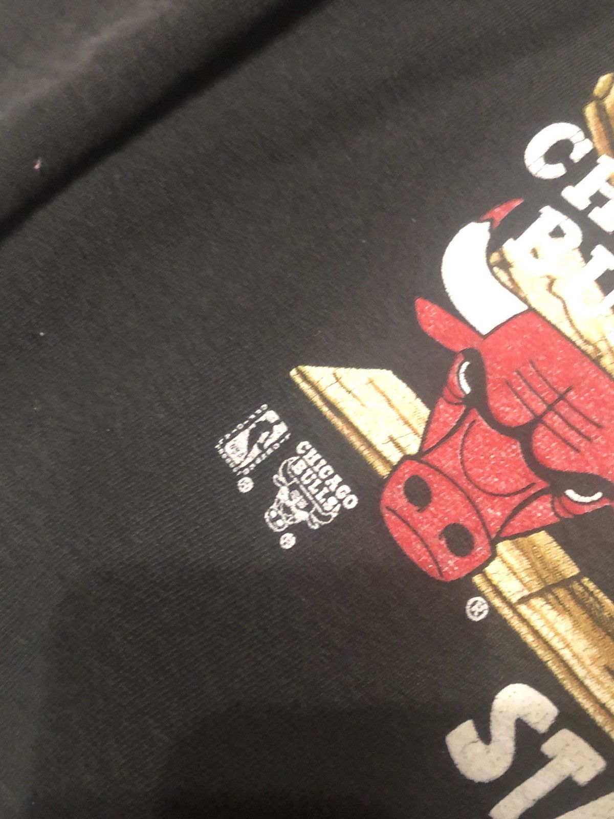 NBA × Salem Sportswear × Vintage Rare 90s NBA Chicago Bulls Sweatshirt Size US XL / EU 56 / 4 - 5 Thumbnail