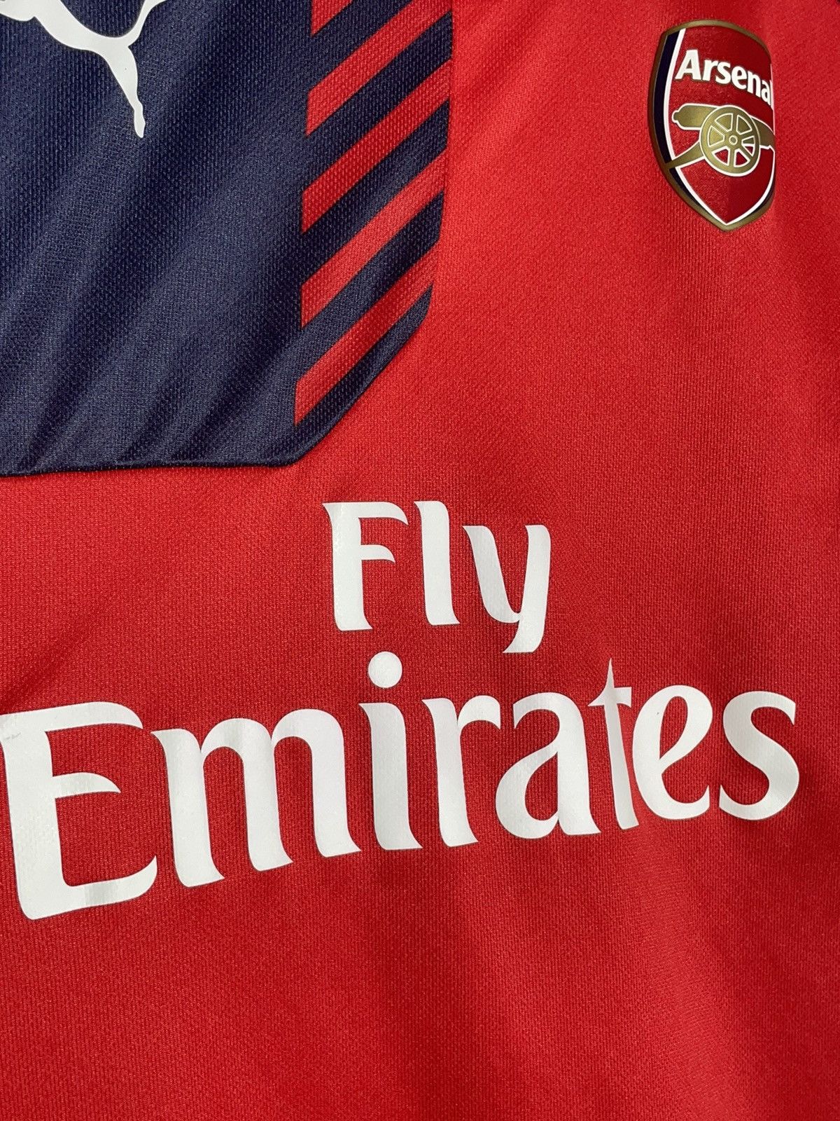 Nike Arsenal FC Puma Training Y2k Streetwear Football Shirt Size US M / EU 48-50 / 2 - 4 Thumbnail